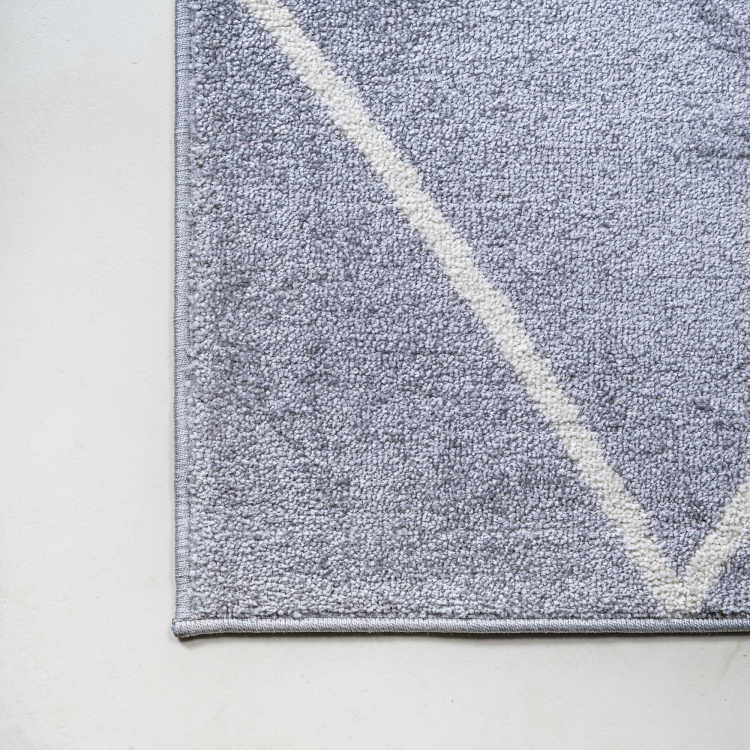 Cole Minimalist Diamond Trellis Area Rug