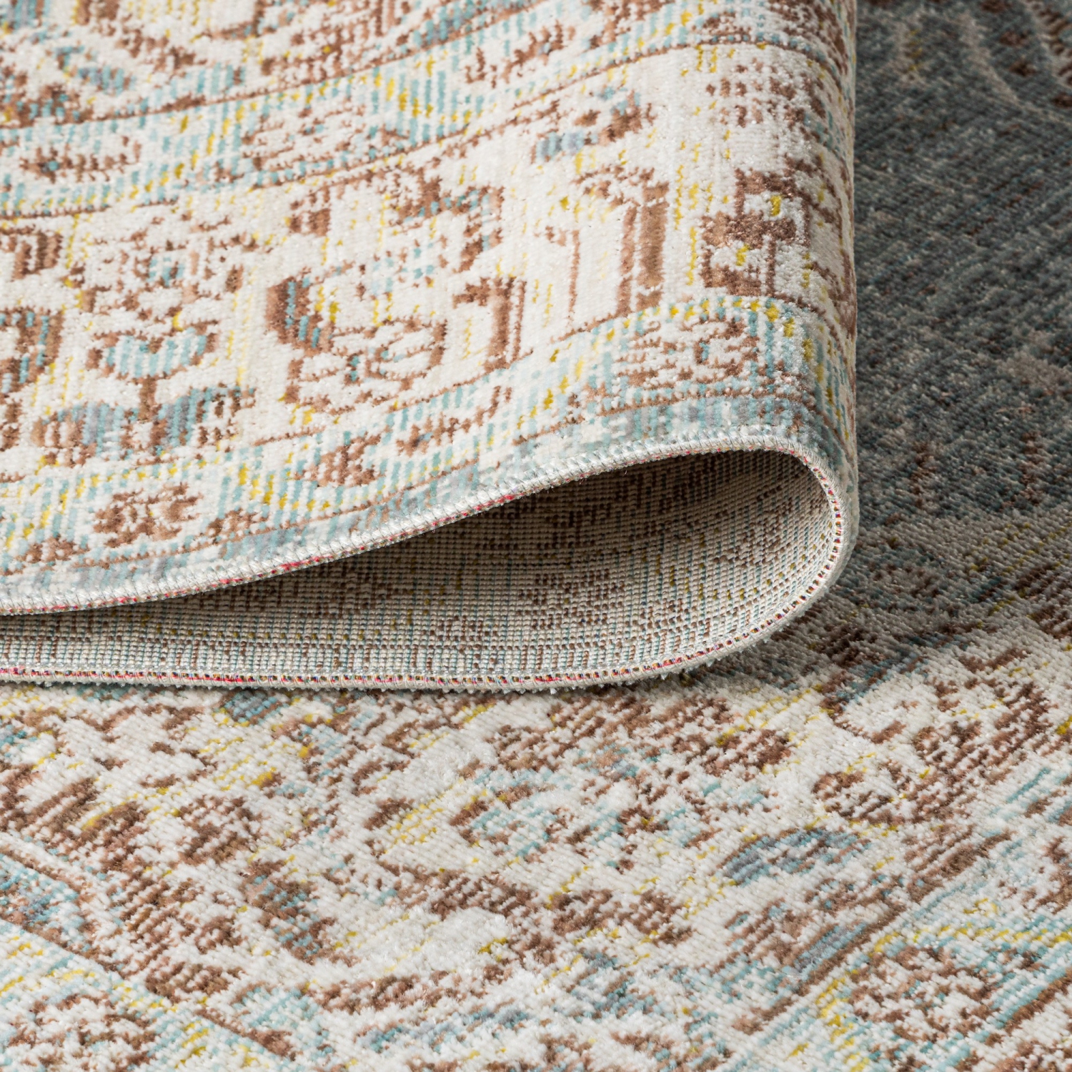 Lila Modern Tribal Medallion Area Rug