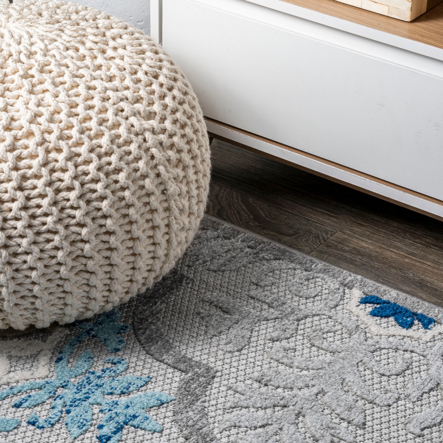 Cassis Ornate Ogee Trellis High-Low Indoor/Outdoor Area Rug