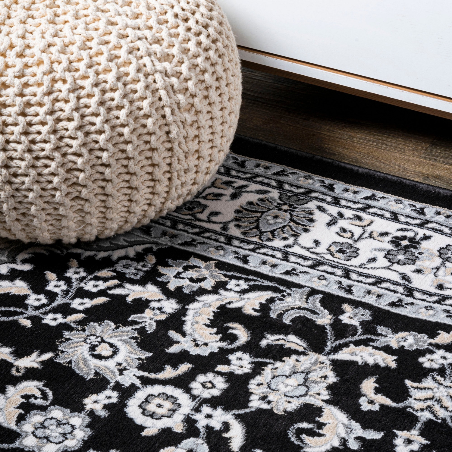 Palmette Modern Persian Floral Area Rug
