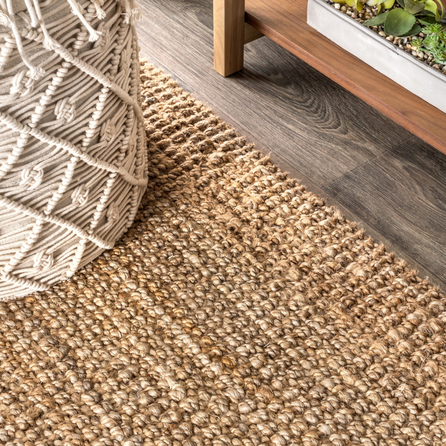 Pata Hand Woven Chunky Jute with Fringe Area Rug