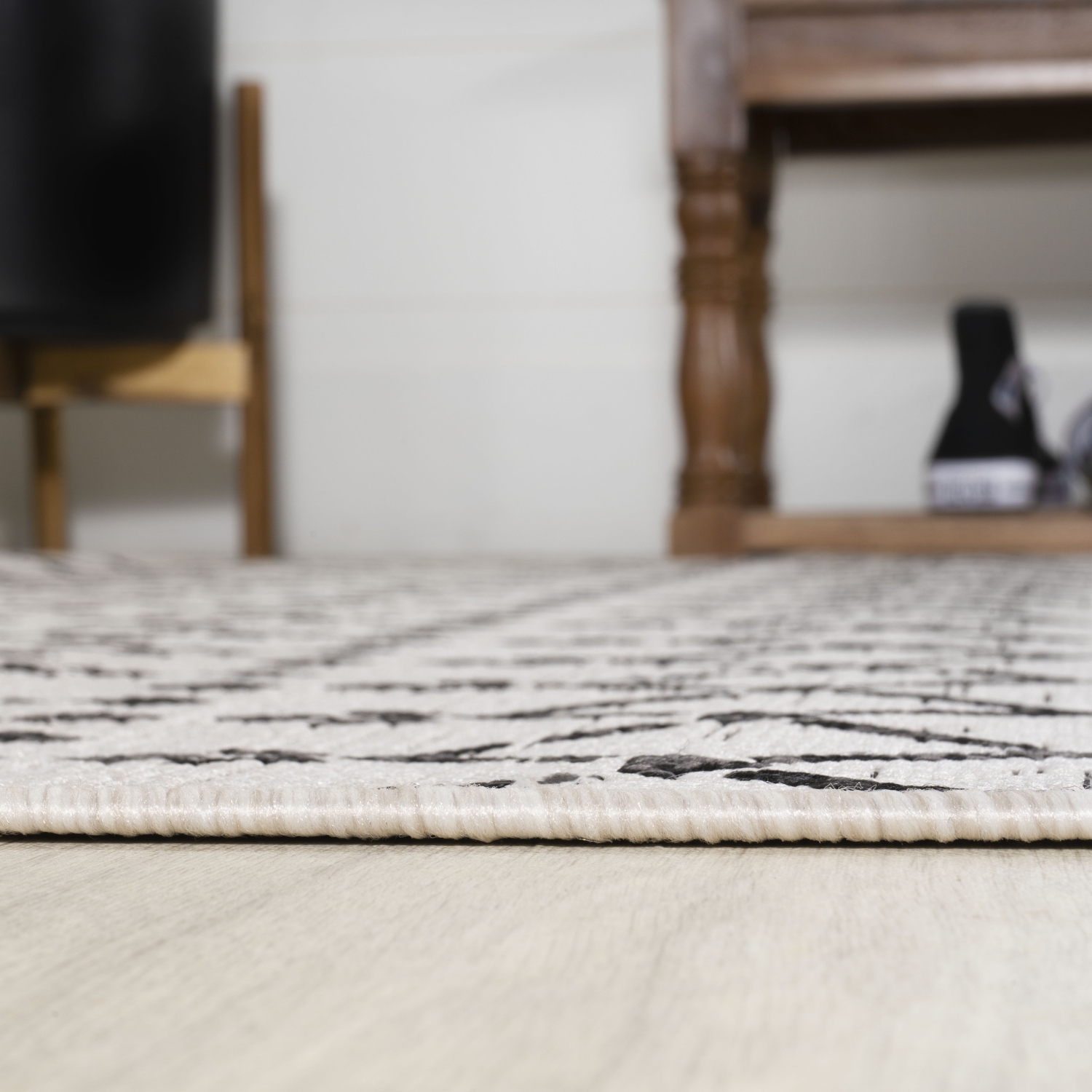 Ourika Moroccan Geometric Textured Weave Indoor/Outdoor Round Rug