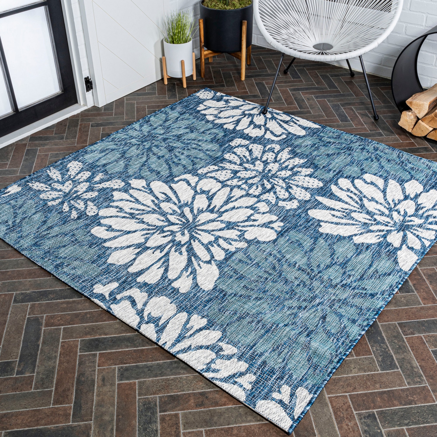 Zinnia Modern Floral Textured Weave Indoor/Outdoor Area Rug