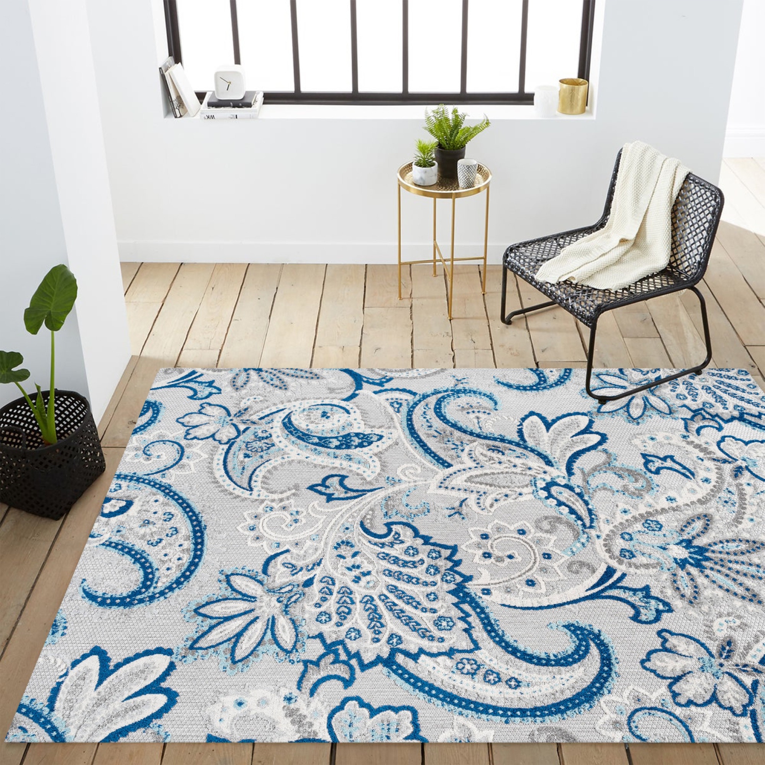 Gordes Paisley High-Low Indoor/Outdoor Area Rug