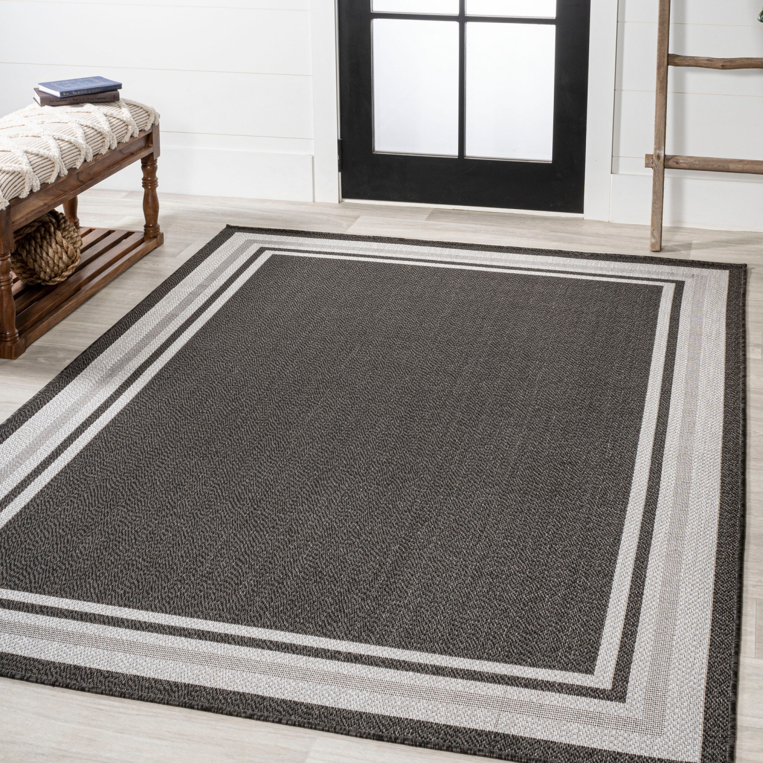 Tapis moderne à bordure rayée pour l'intérieur et l'extérieur James
