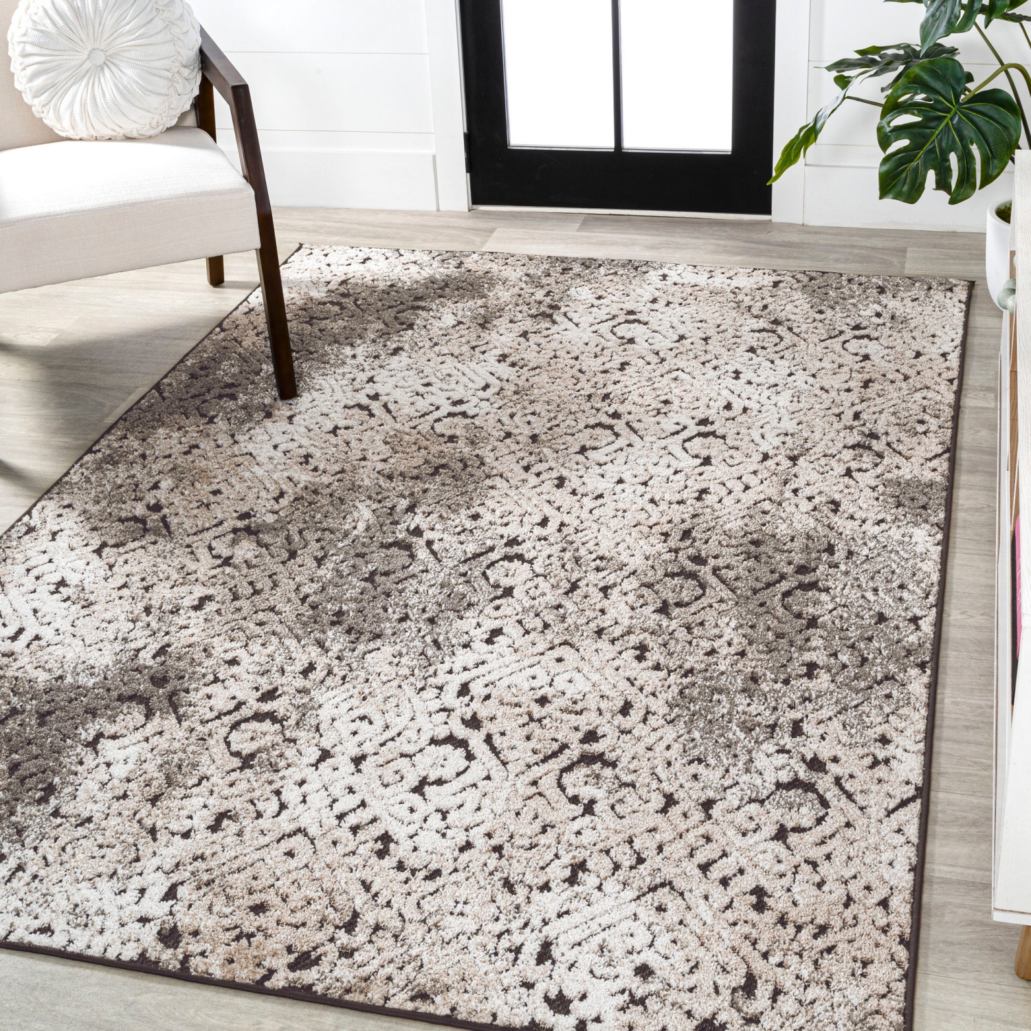 Duenas High-Low Shabby Damask Area Rug