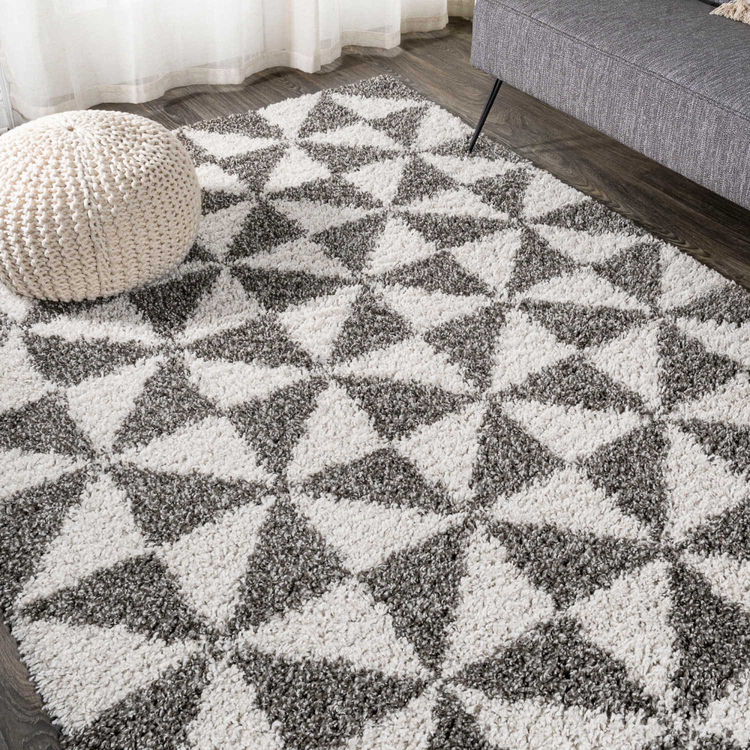 Alcudia Geometric Shag Area Rug
