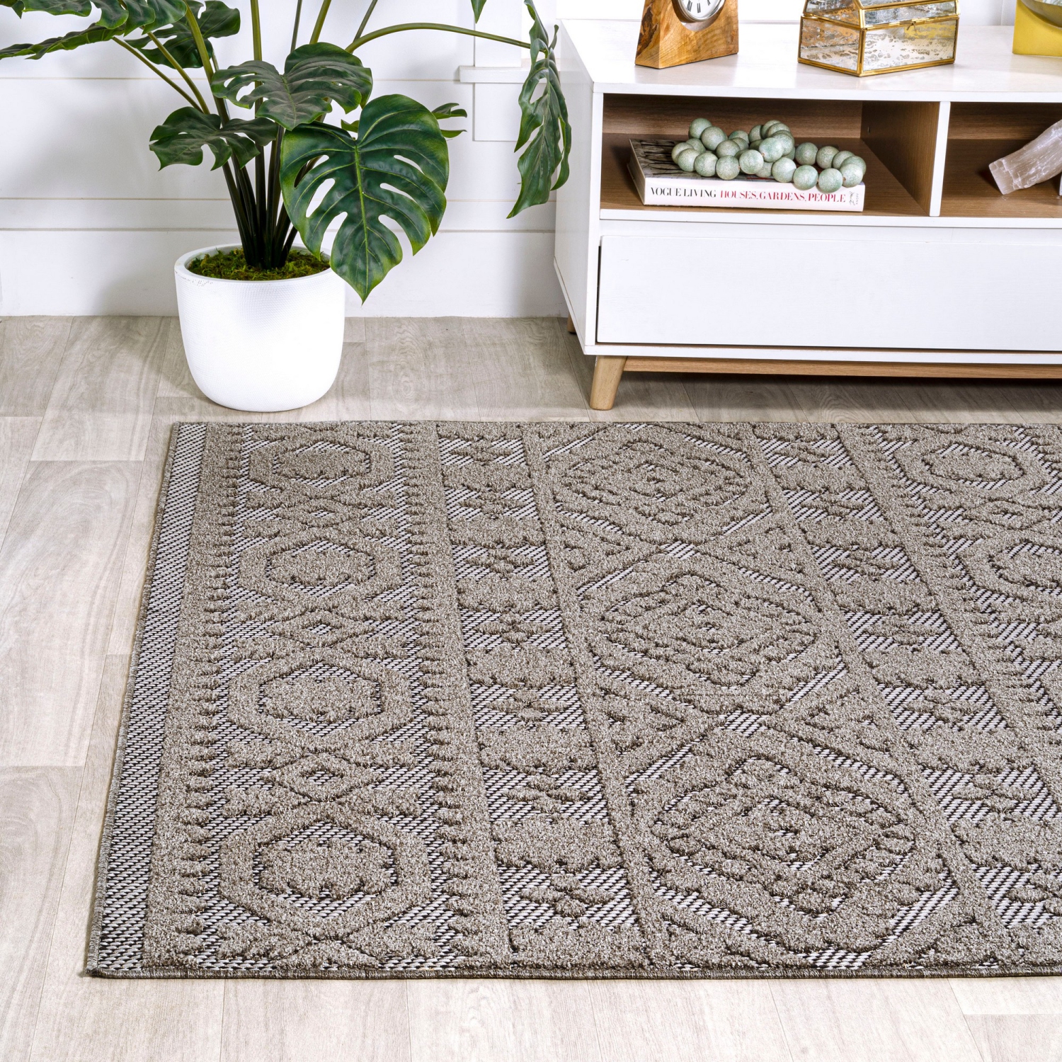 Citta High-Low Pile Mediterranean Tile Area Rug