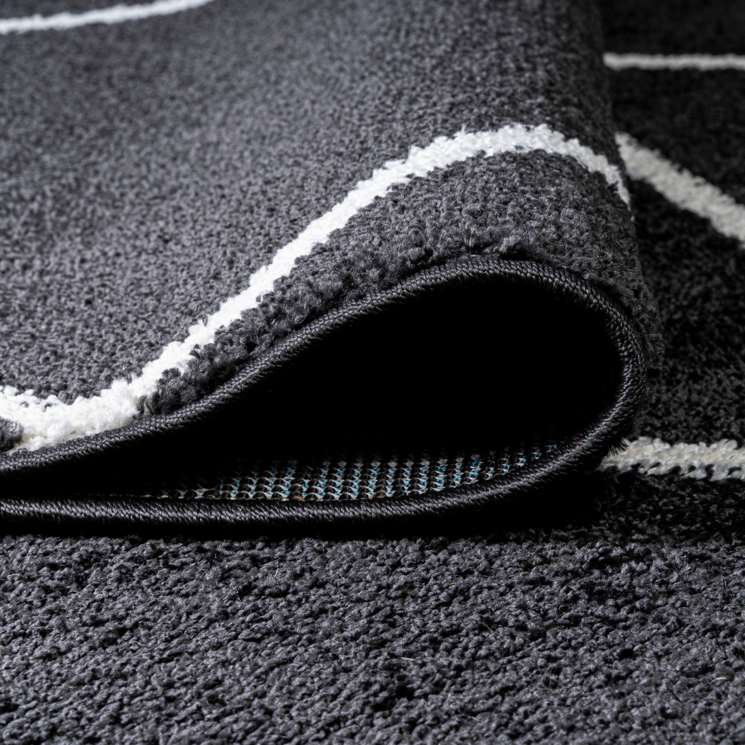 Cole Minimalist Diamond Trellis Area Rug