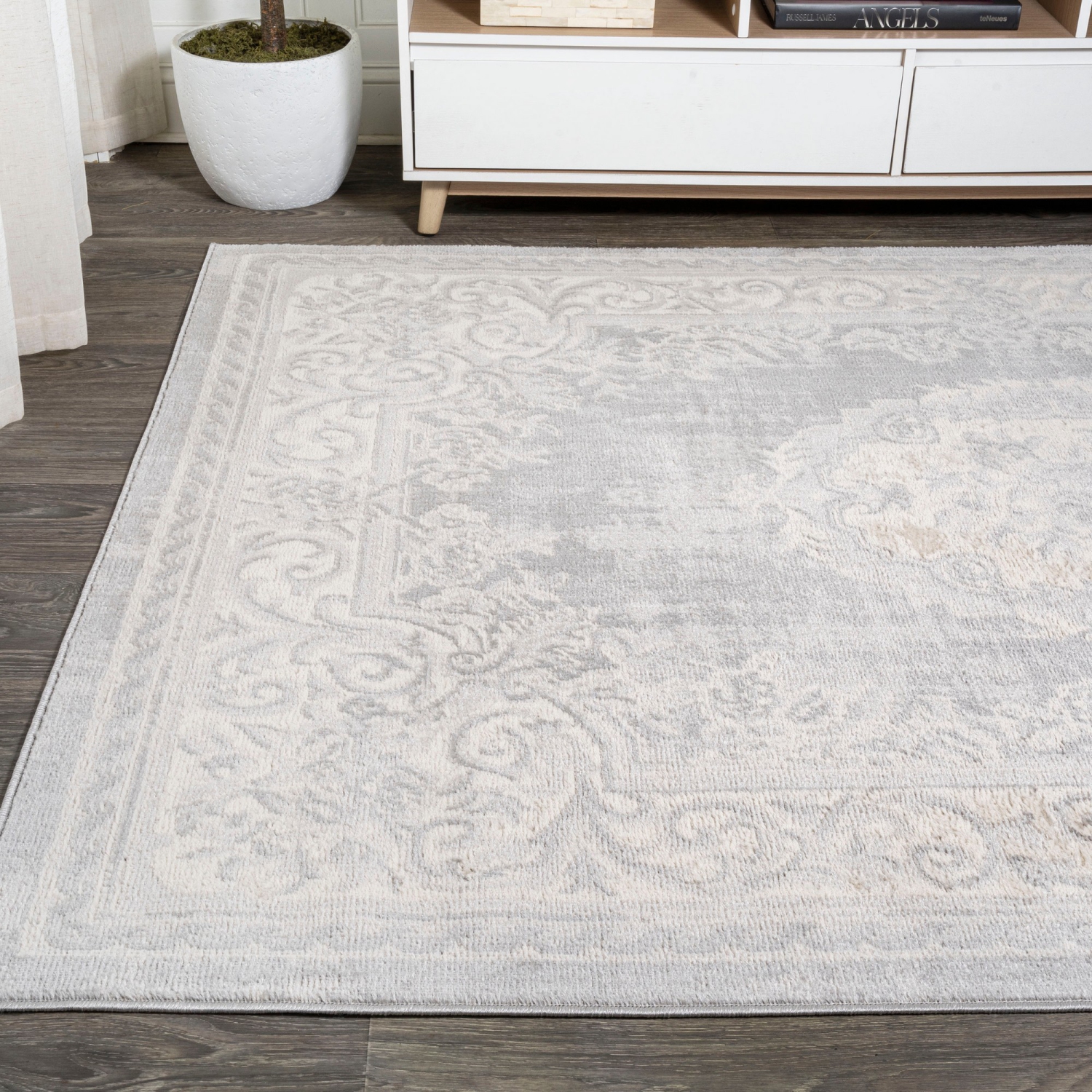 Rosalia Cottage Medallion Area Rug