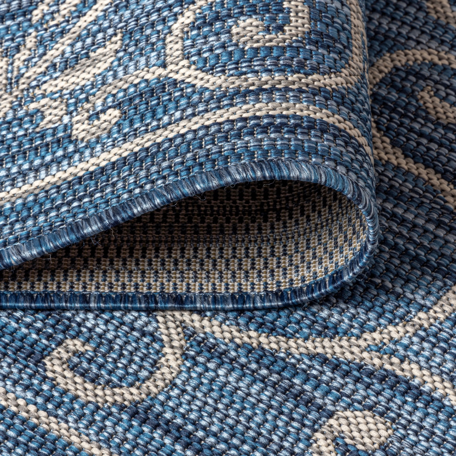 Charleston Vintage Filigree Textured Weave Indoor/Outdoor Runner Rug