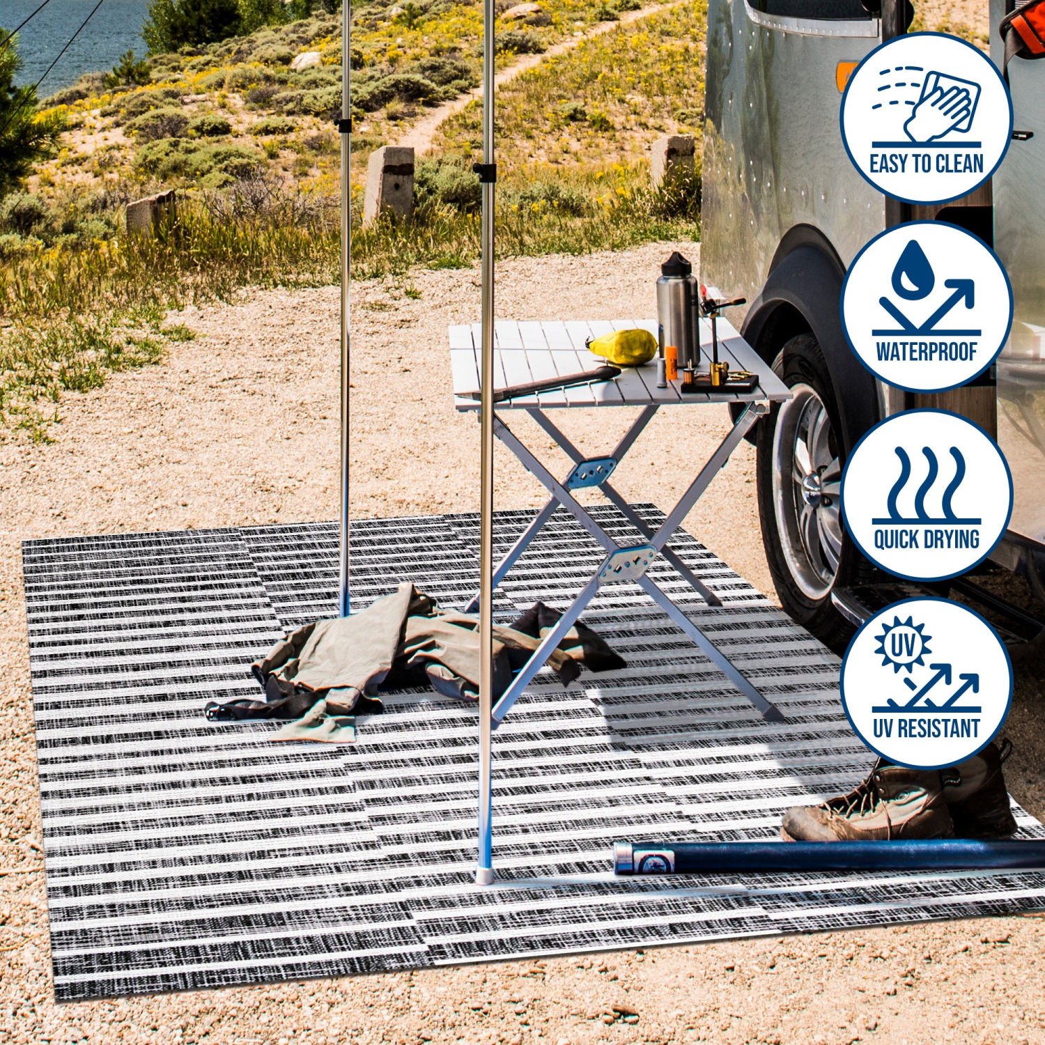 Tapis moderne à rayures décalées pour l'intérieur et l'extérieur Sukie