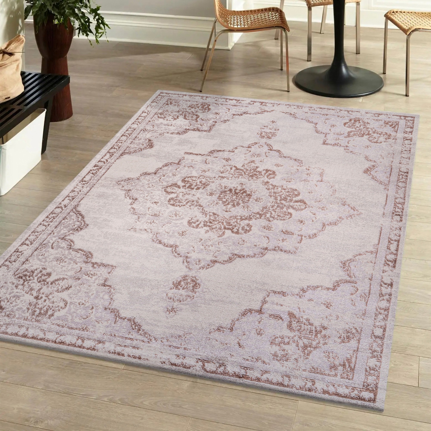 Alhambra Ornate Medallion Modern Area Rug