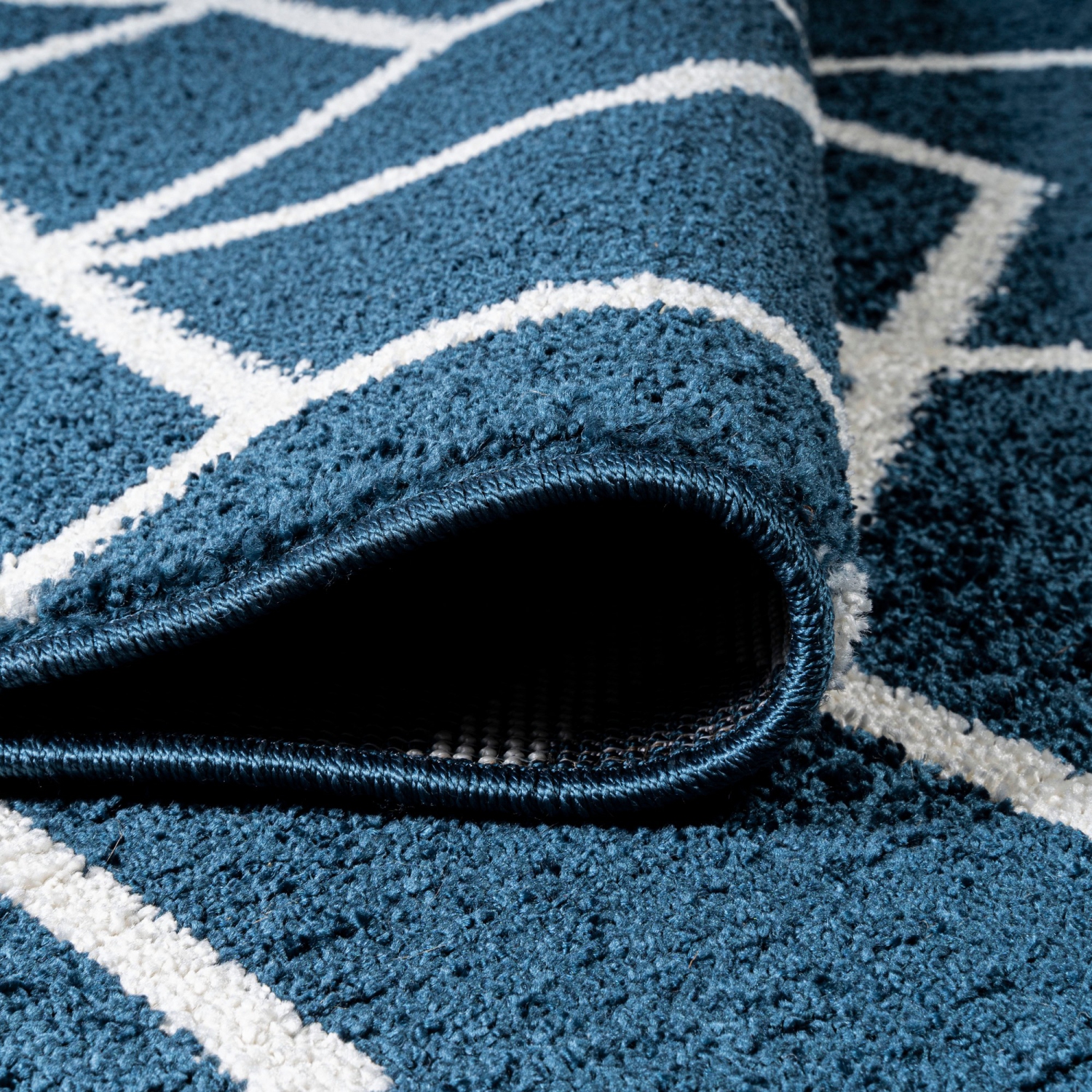 Tapis moderne à motif géométrique culbutant