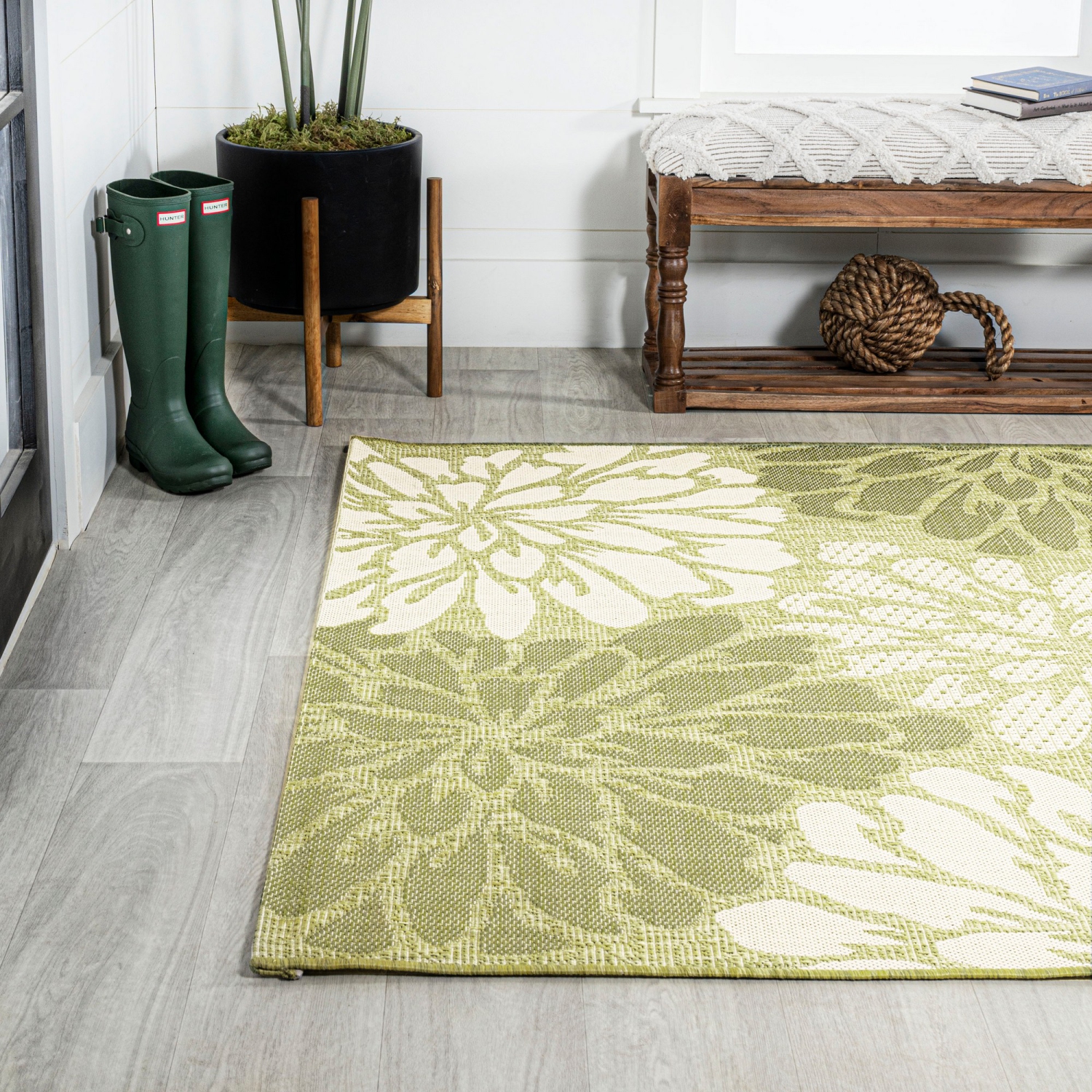 Zinnia Modern Floral Textured Weave Indoor/Outdoor Area Rug