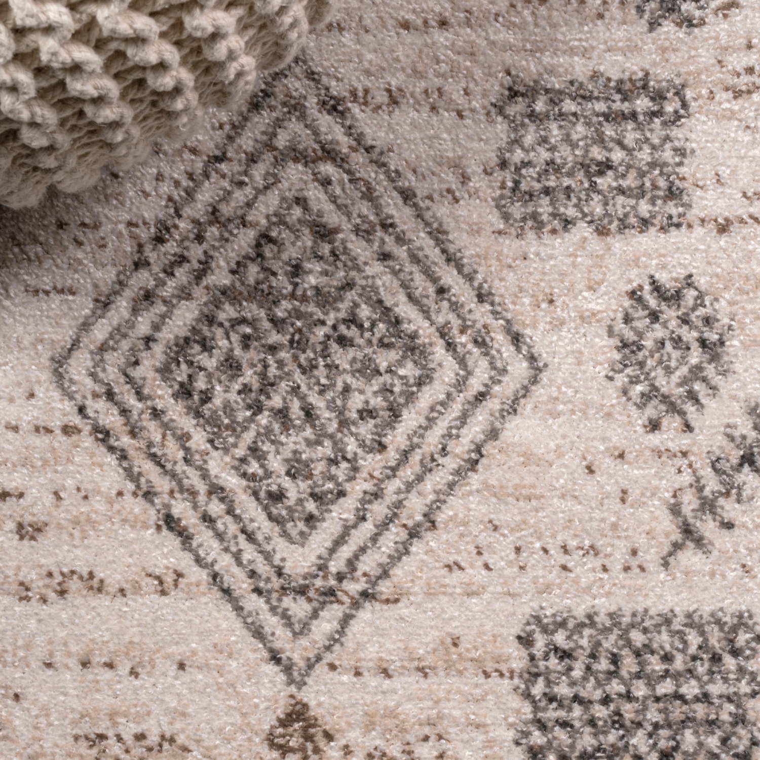 Bhalil Berber Diamond Geometric Area Rug