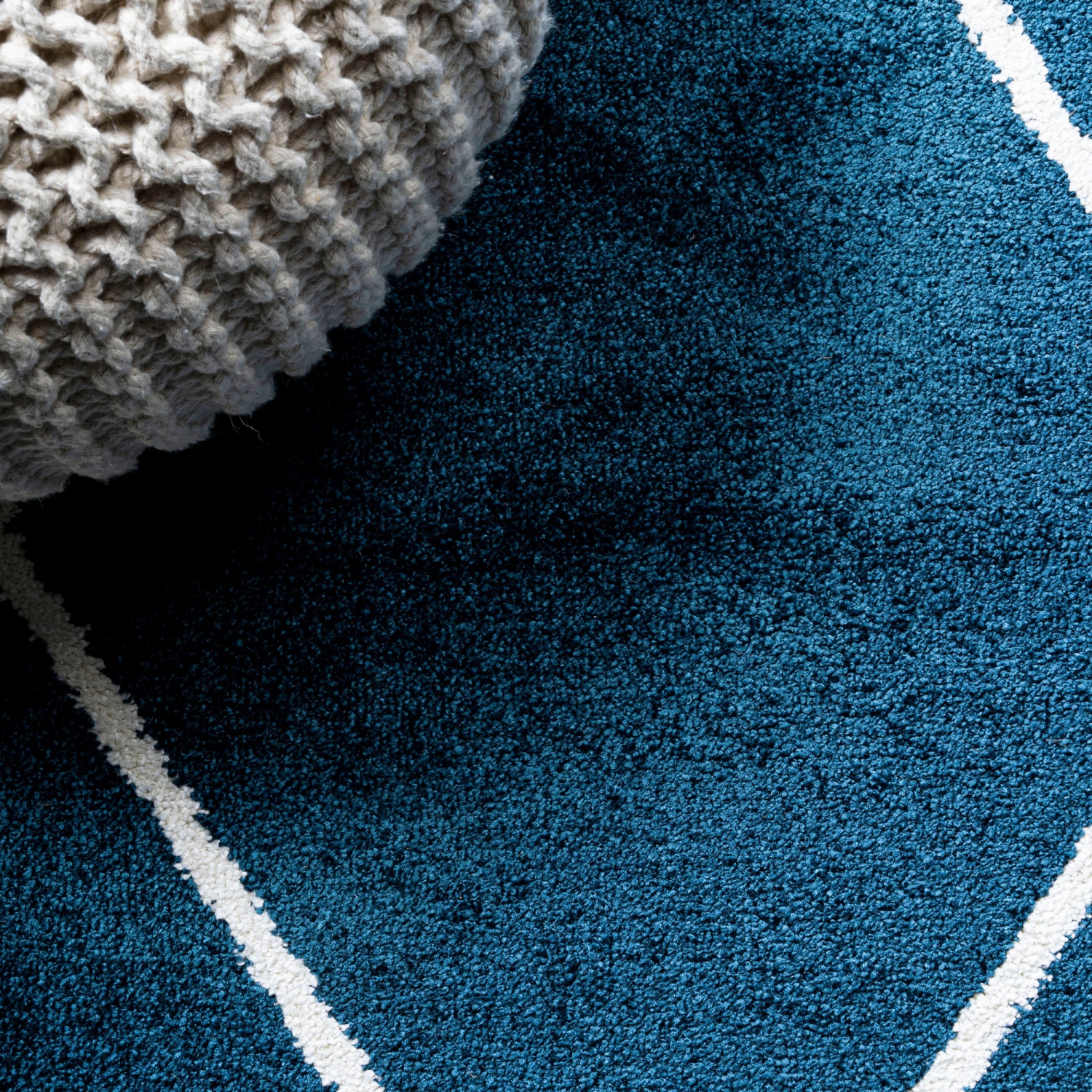 Cole Minimalist Diamond Trellis Area Rug