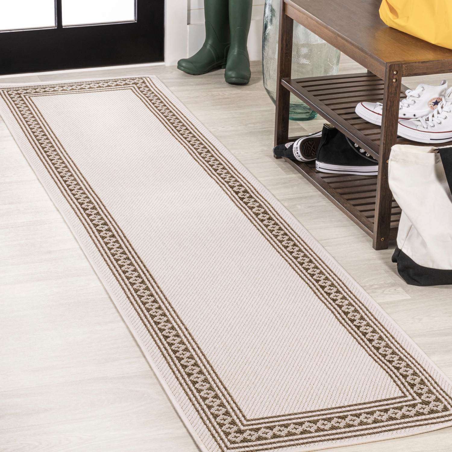 Lucia Classic Diamond Border Indoor/Outdoor Area Rug