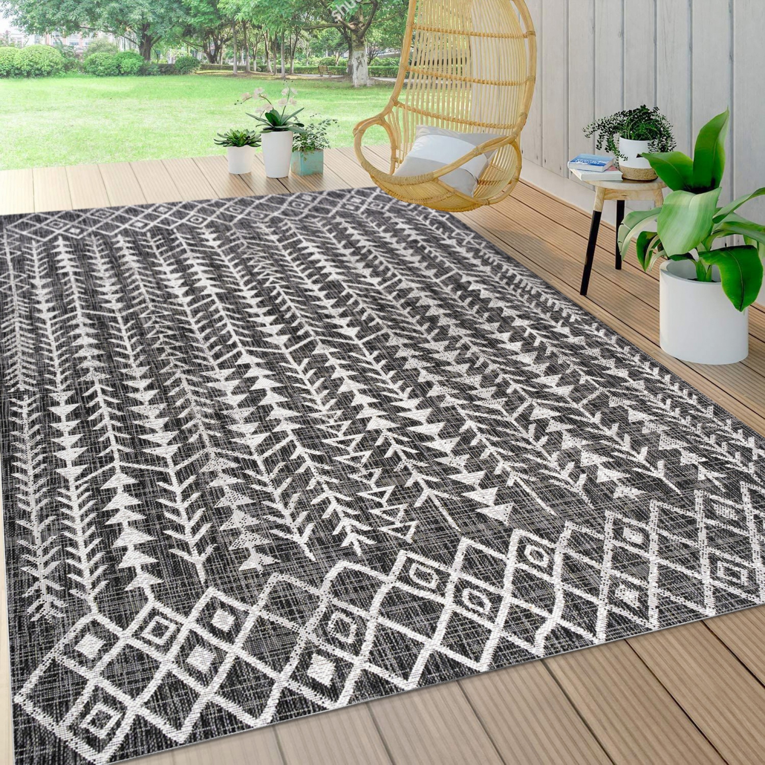 Tokay Bohemian Geometric Indoor/Outdoor Area Rug