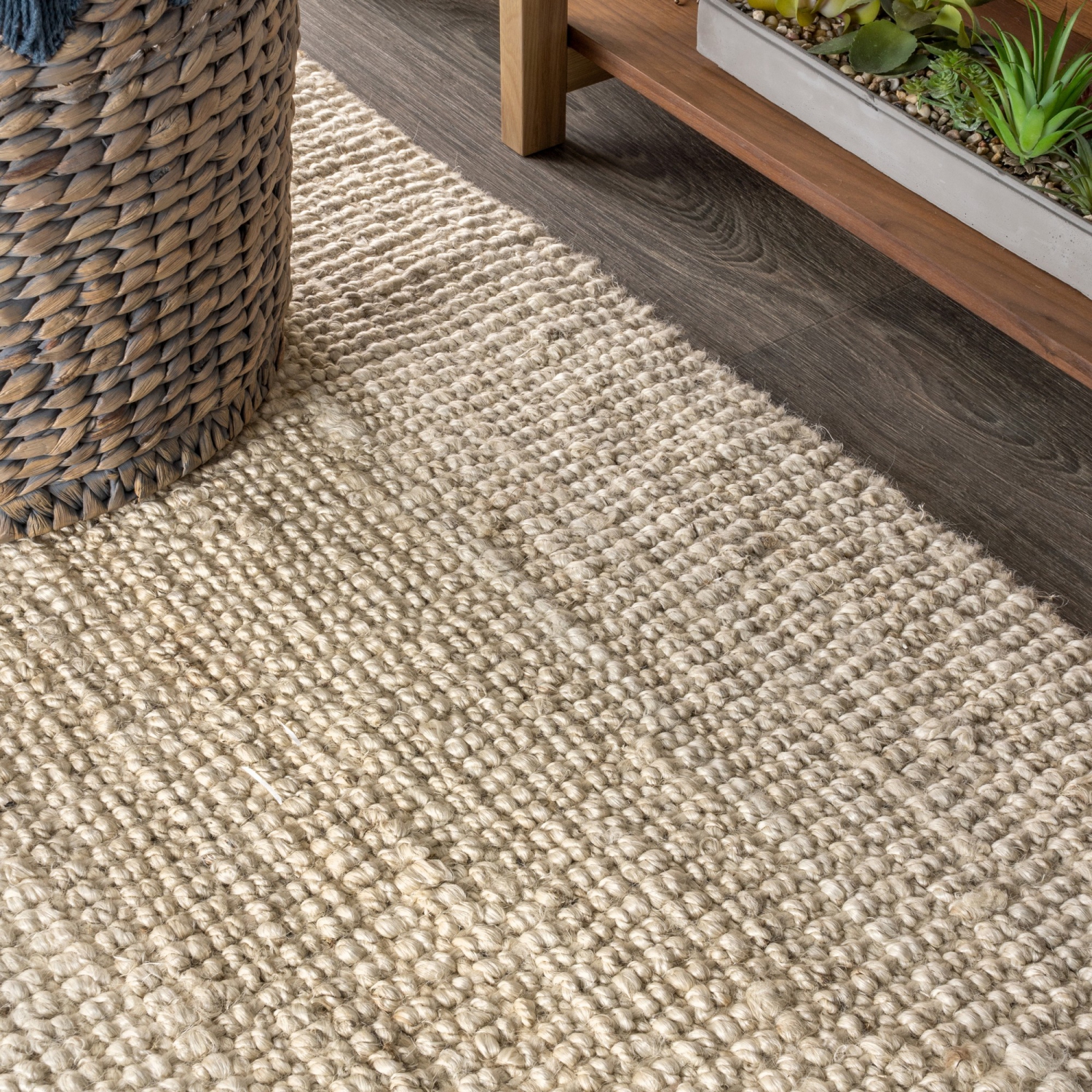 Pata Hand Woven Chunky Jute Area Rug