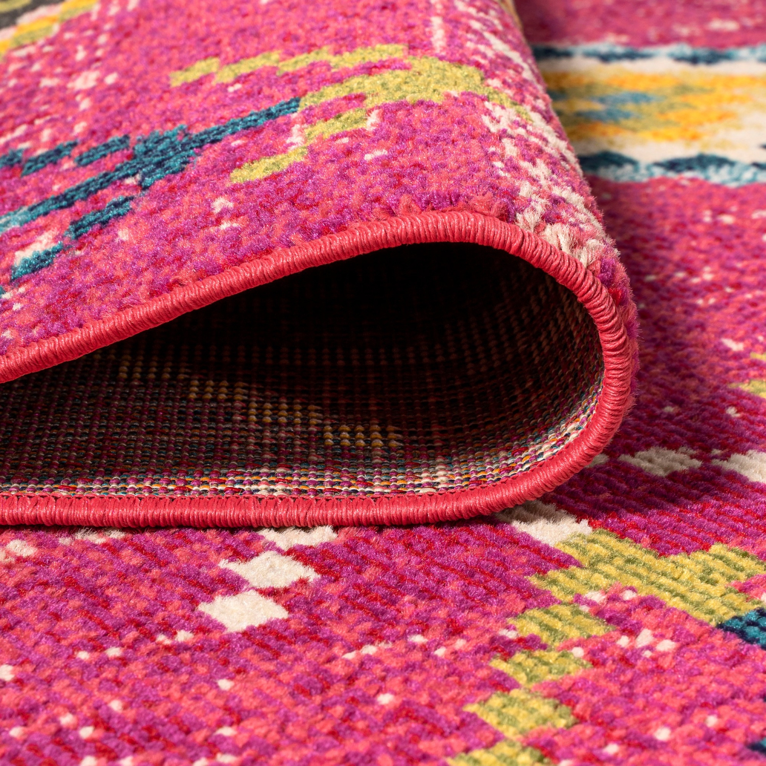 Tapis géométrique « Tribal Love »