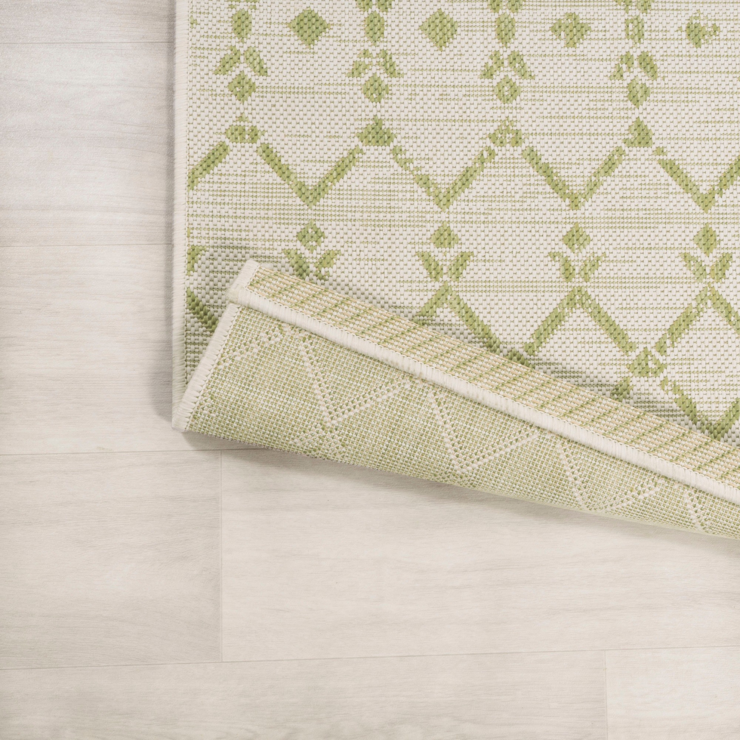 Tapis carré intérieur/extérieur à motif géométrique tressé marocain Ourika