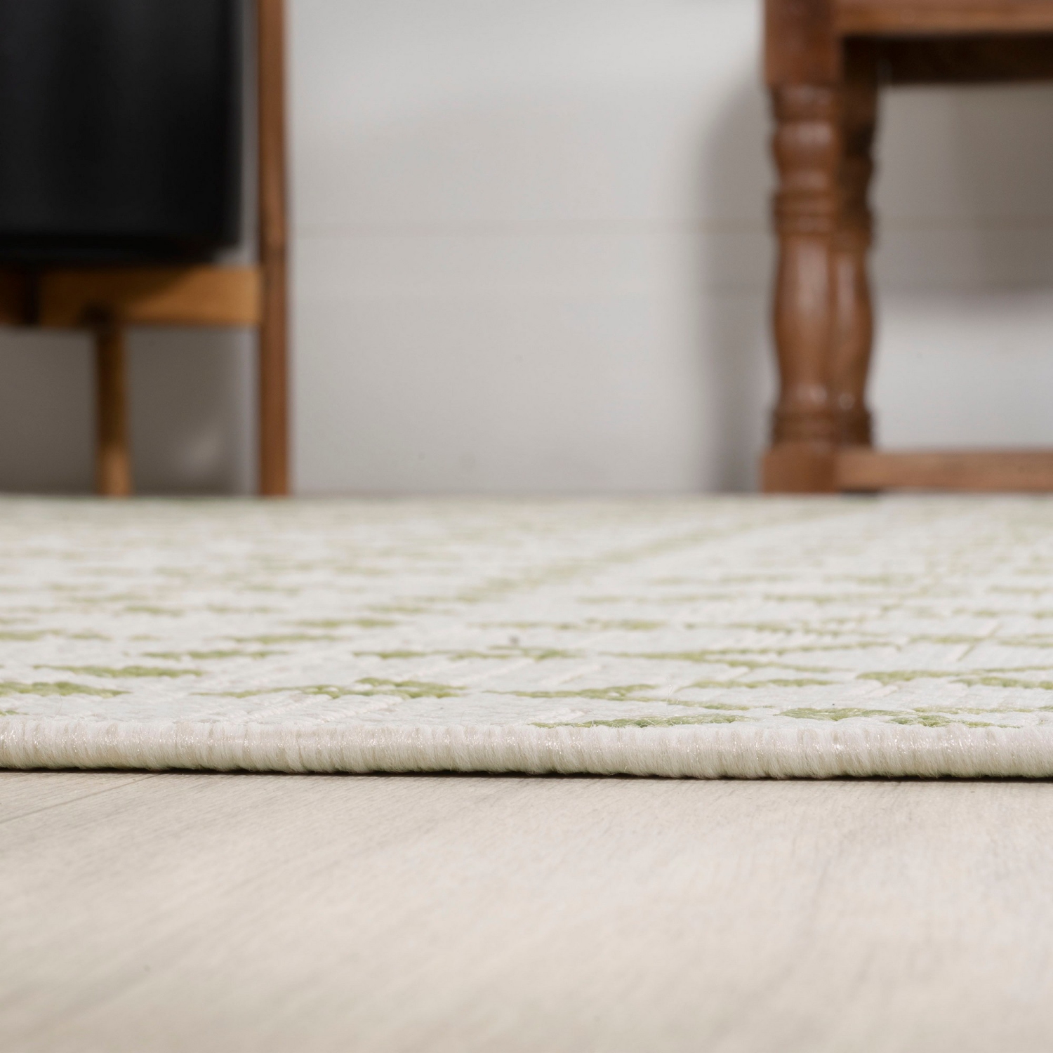 Tapis carré intérieur/extérieur à motif géométrique tressé marocain Ourika