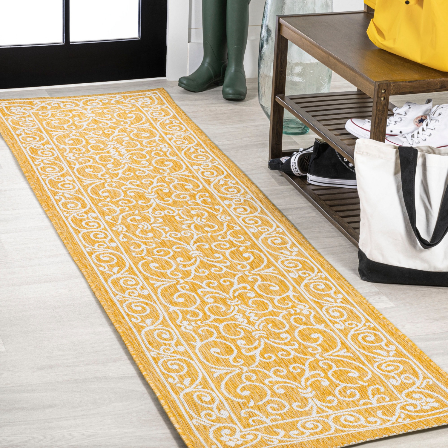 Charleston Vintage Filigree Textured Weave Indoor/Outdoor Runner Rug