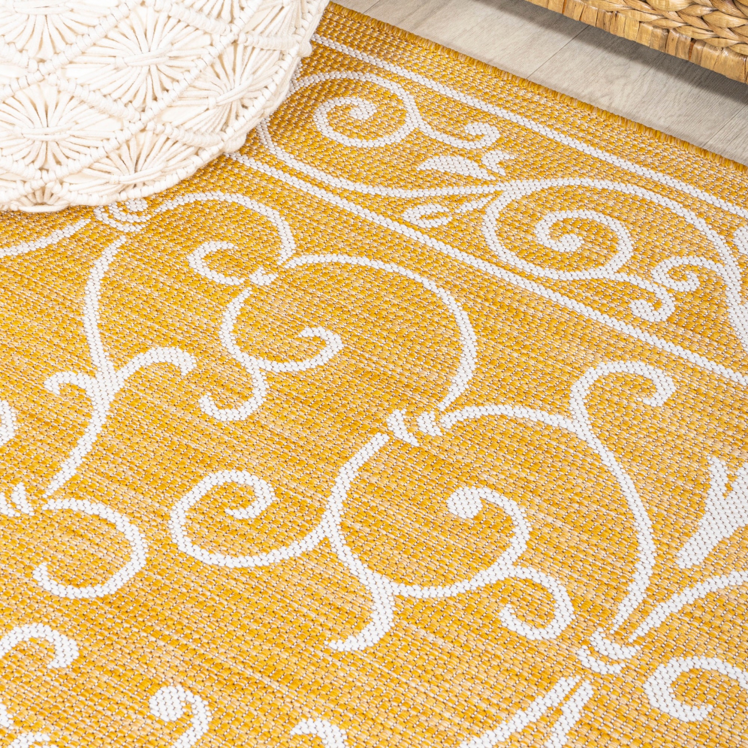 Charleston Vintage Filigree Textured Weave Indoor/Outdoor Area Rug
