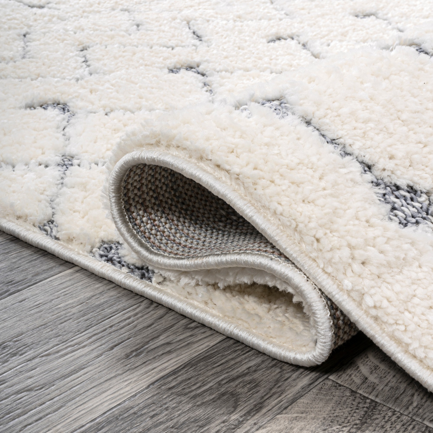 Carpette en peluche sculptée treillis marocain Pia