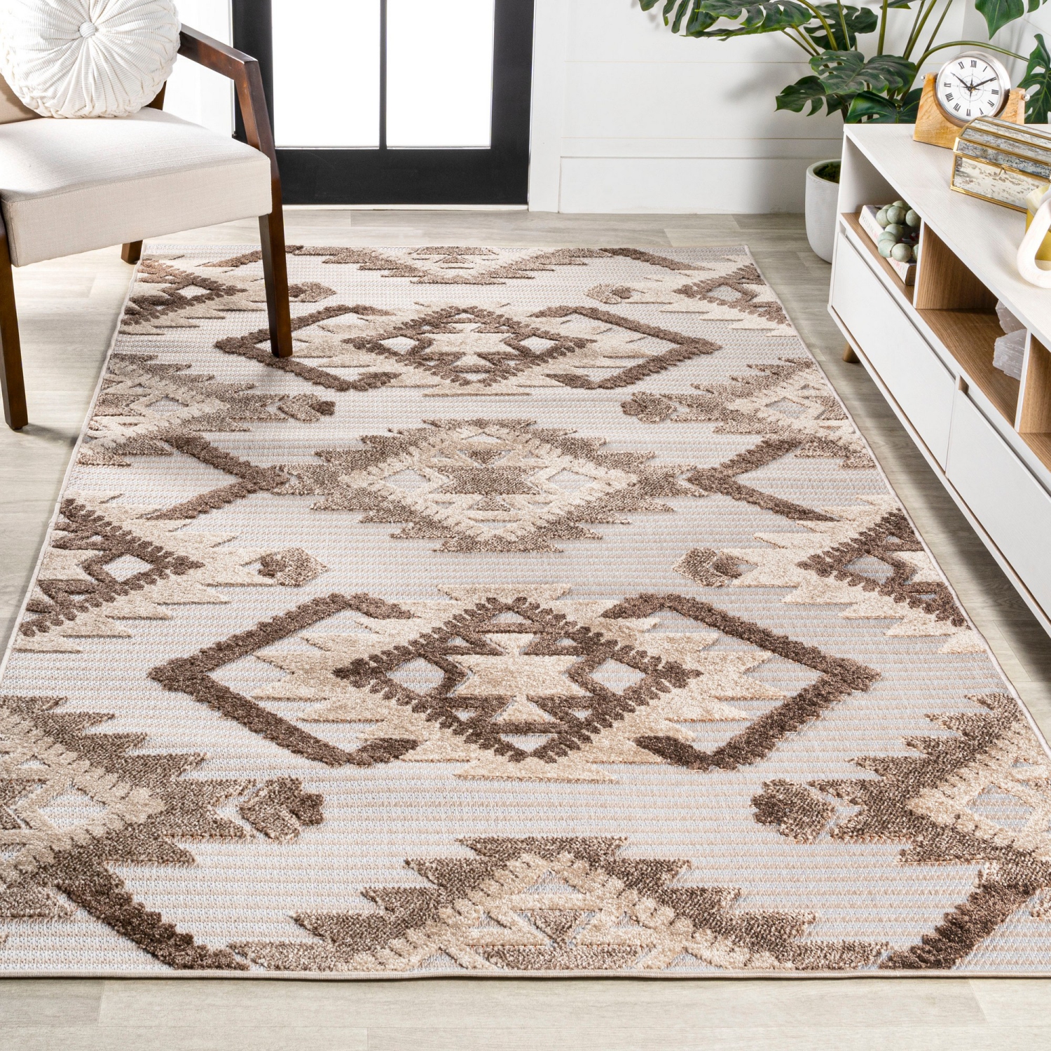 Sumak High-Low Pile Neutral Diamond Kilim Area Rug