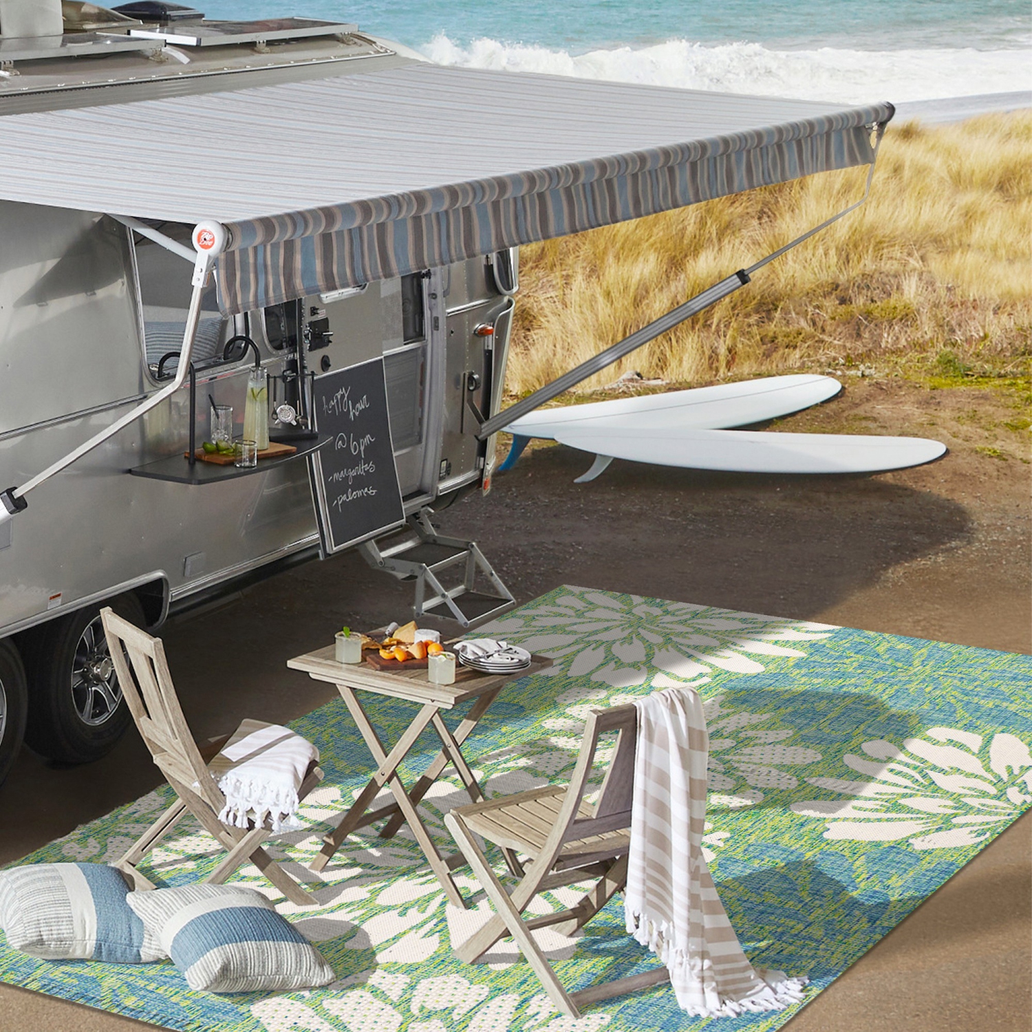 Tapis moderne tissé texturé à motif floral pour l'intérieur et l'extérieur Zinnia