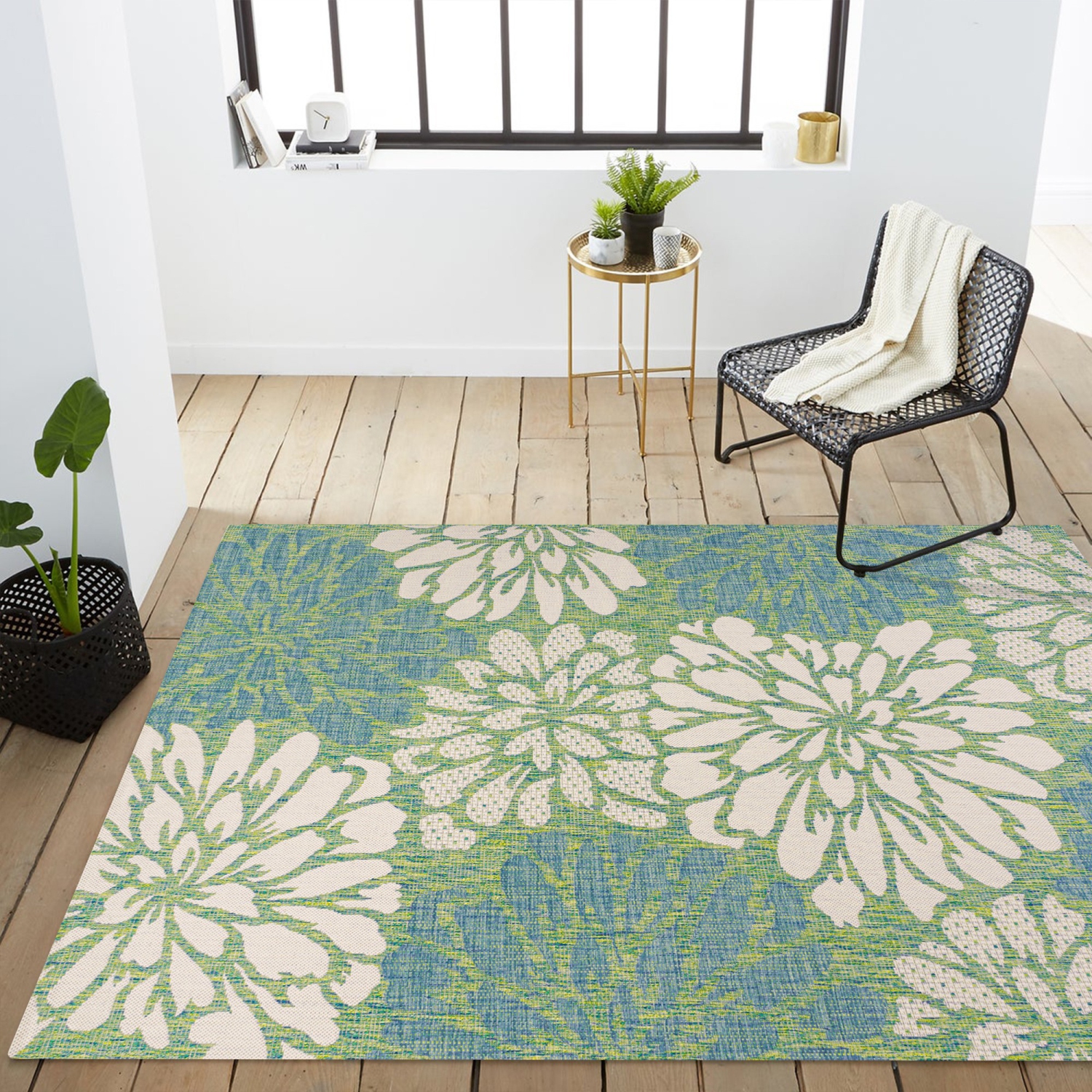 Zinnia Modern Floral Textured Weave Indoor/Outdoor Area Rug