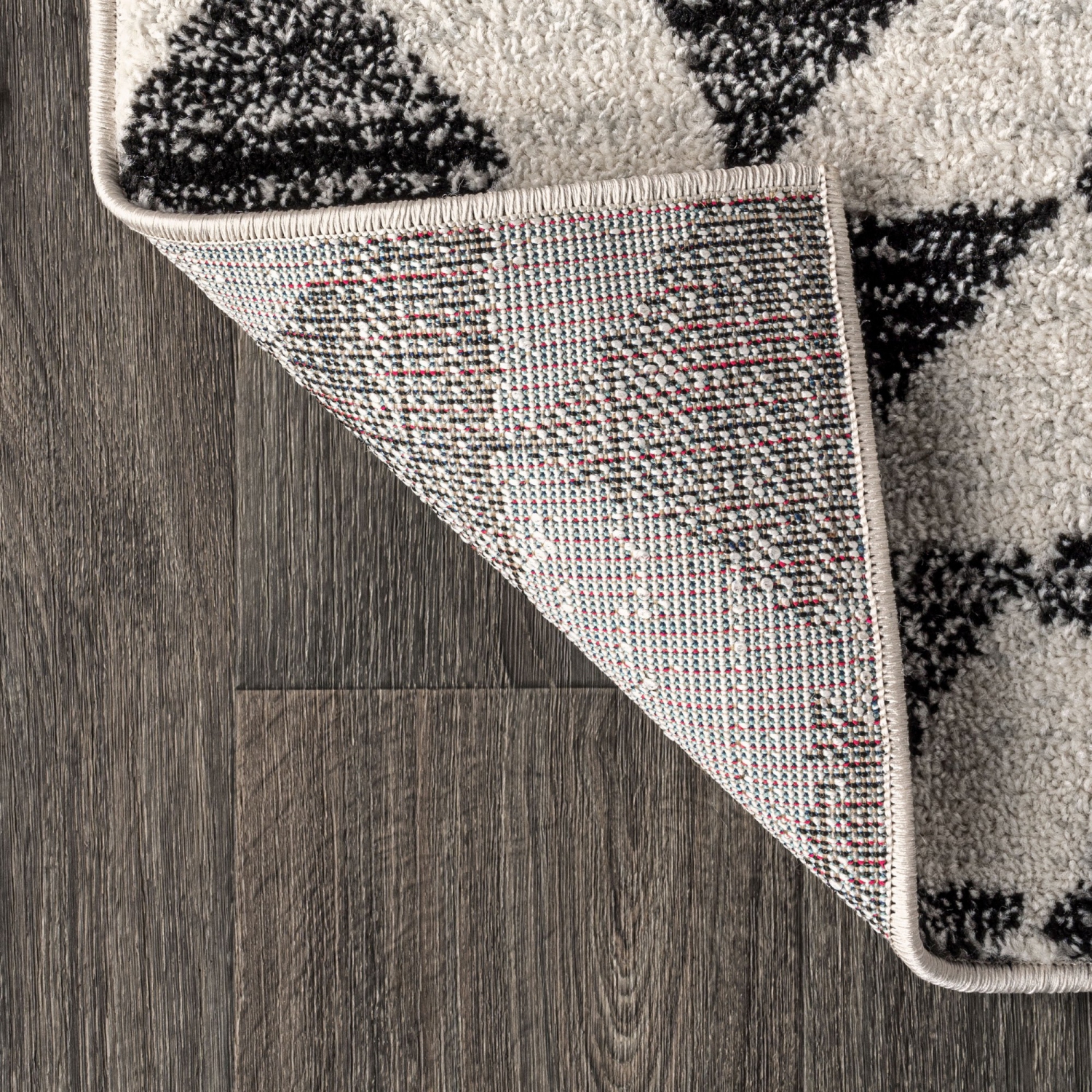 Tapis géométrique triangulaire marocain Aisha