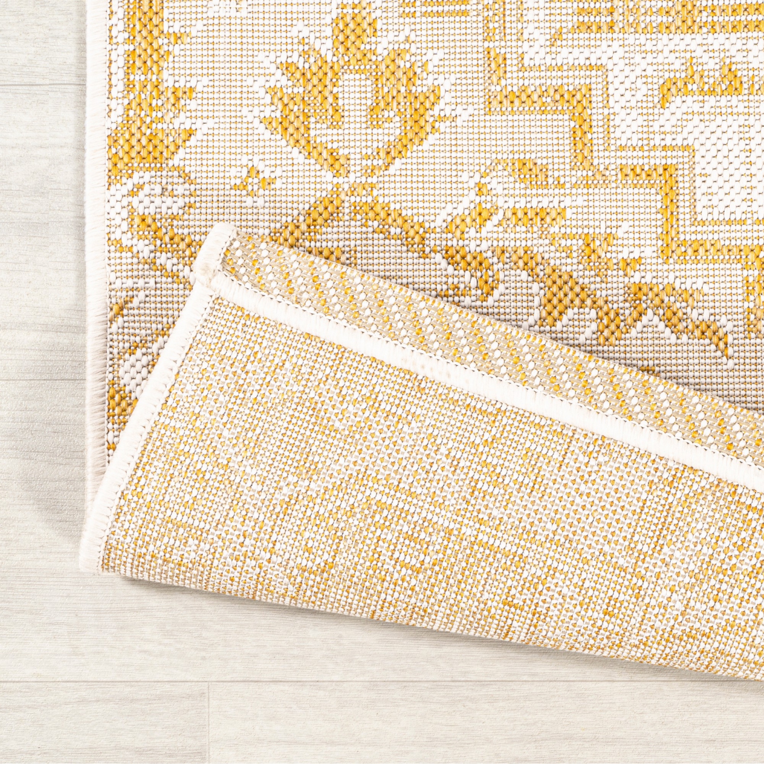 Tapis d'intérieur/d'extérieur à motif de médaillon de Bohemian Estrella, tissage texturé