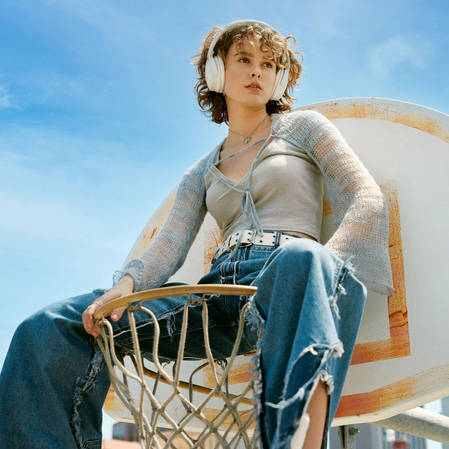 Bose QuietComfort Over-Ear Noise Cancelling Bluetooth Headphones - White Smoke