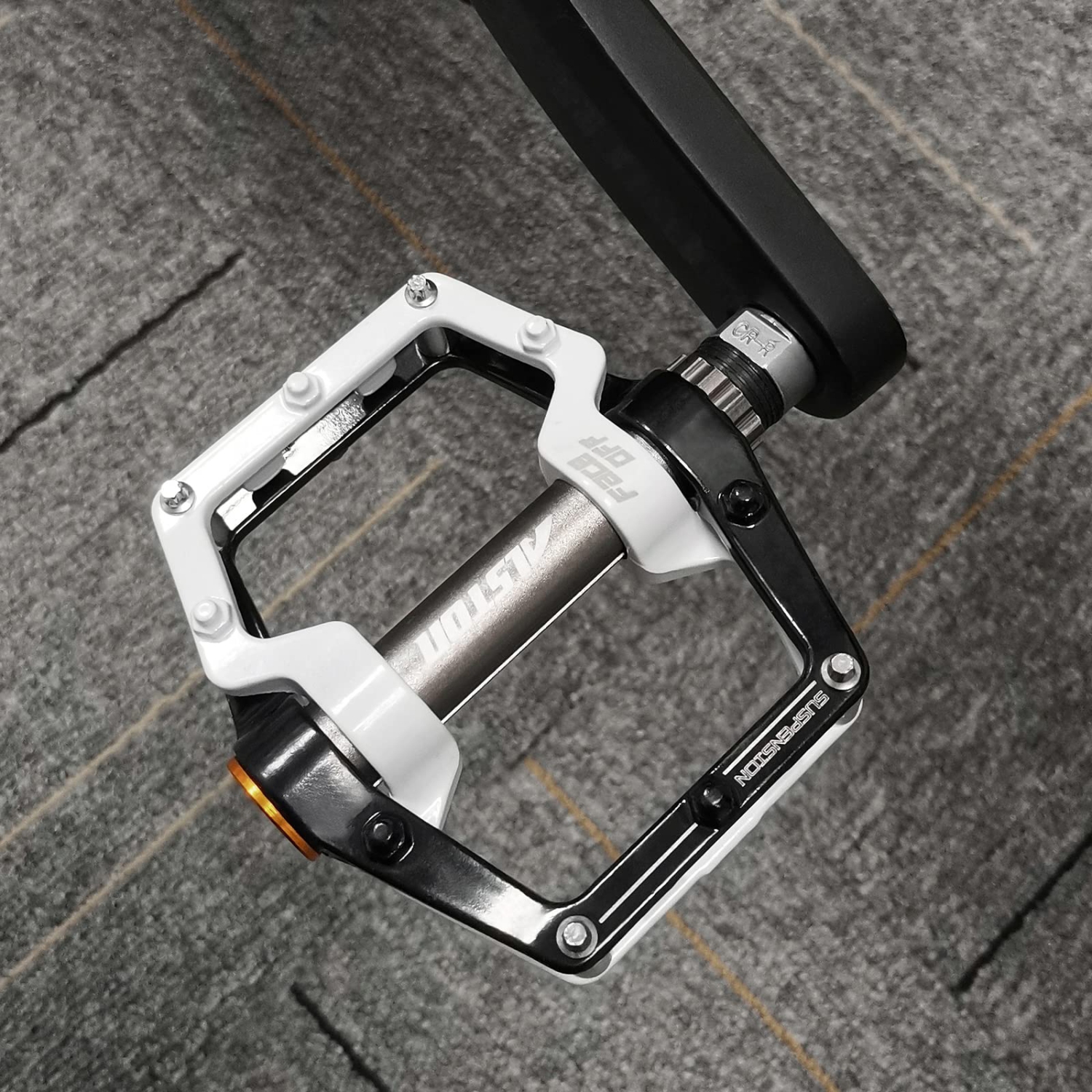 Road Bicycle MTB Aluminum Strong Pedal, Super Powerful CR-MO 9/16 Spindle 3 Pcs Ultra Sealed Bearings Face Off Pedals