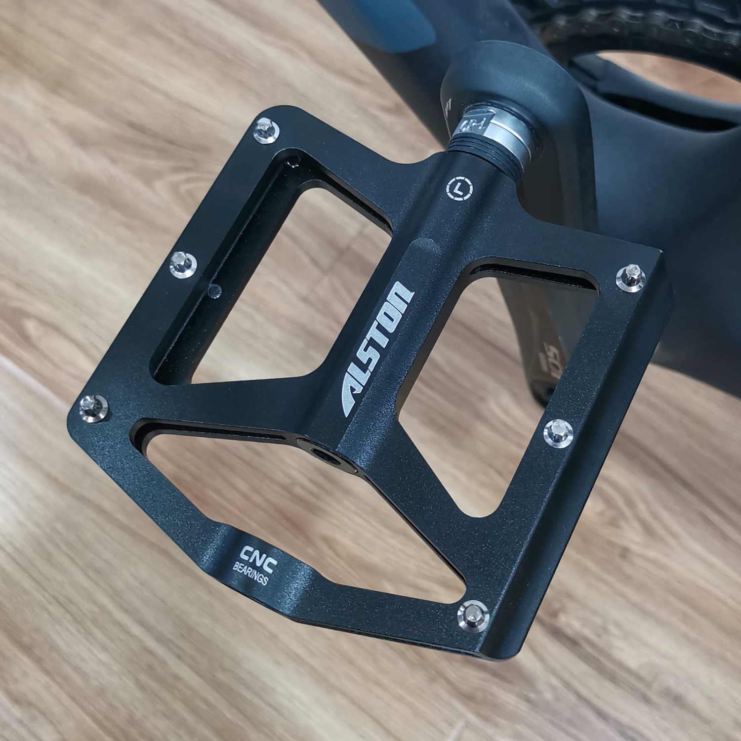 Road Bicycle MTB Aluminum Strong Pedal, Super Powerful CR-MO 9/16 Spindle 3 Pcs Ultra Sealed Bearings Face Off Pedals