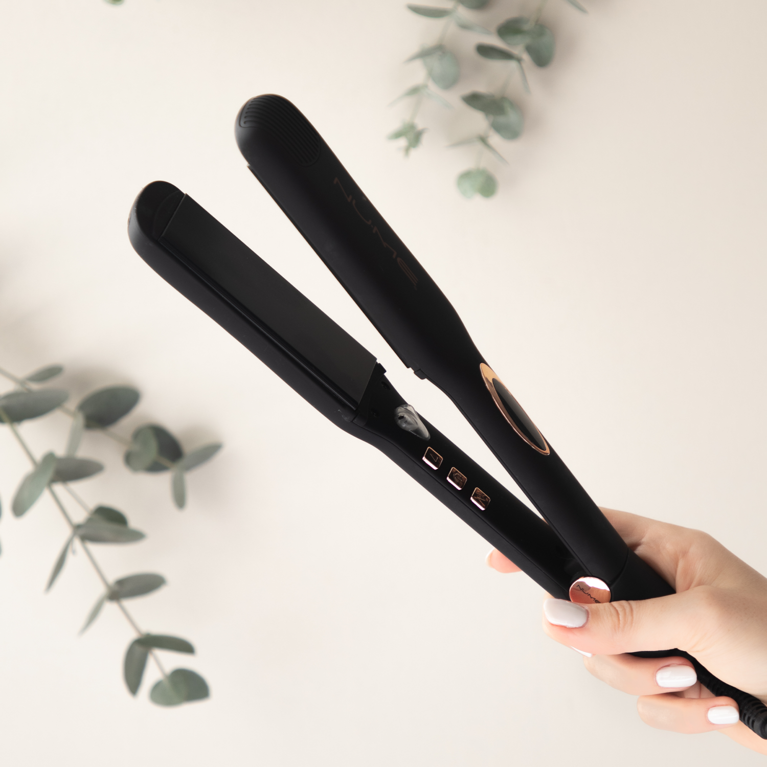 NuMe Megastar X Flat Iron