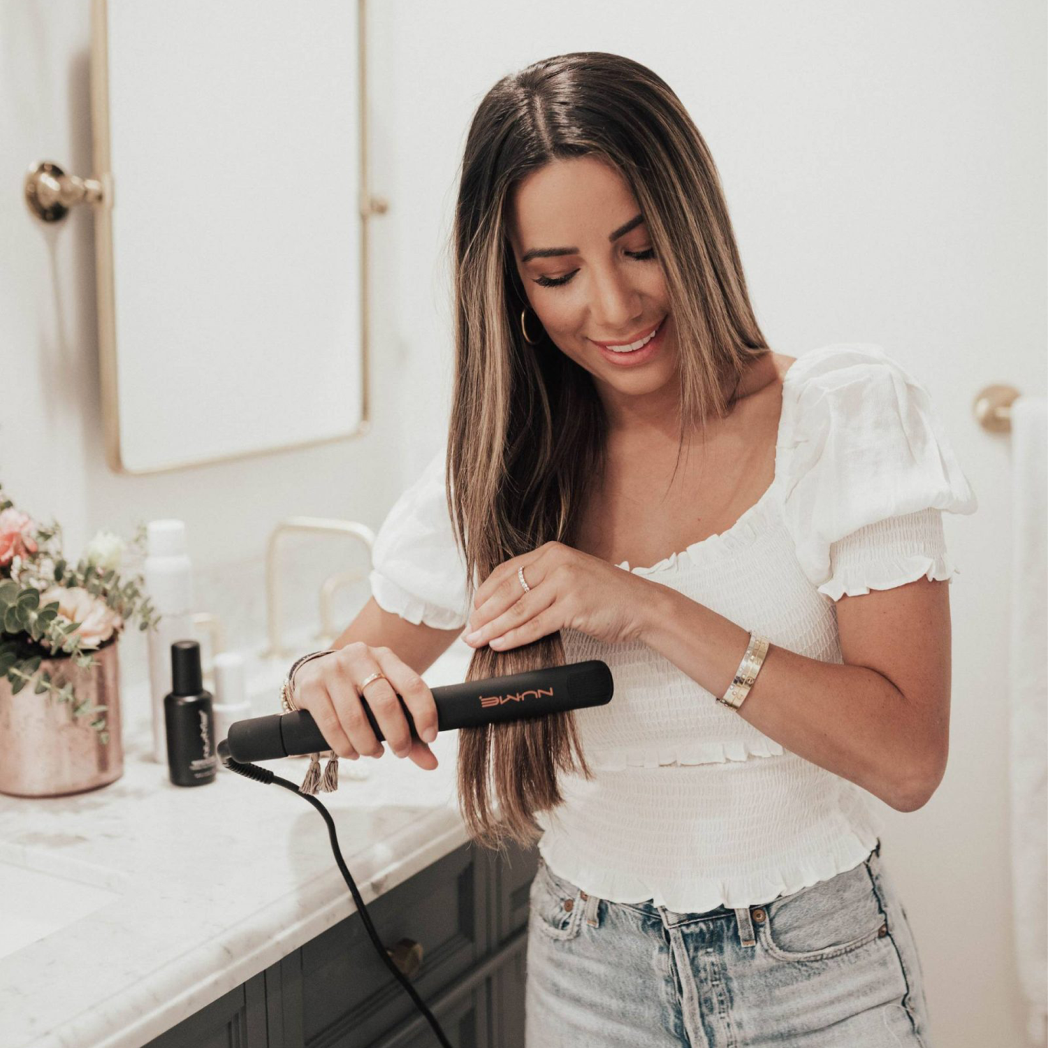 Best nume hair outlet straightener