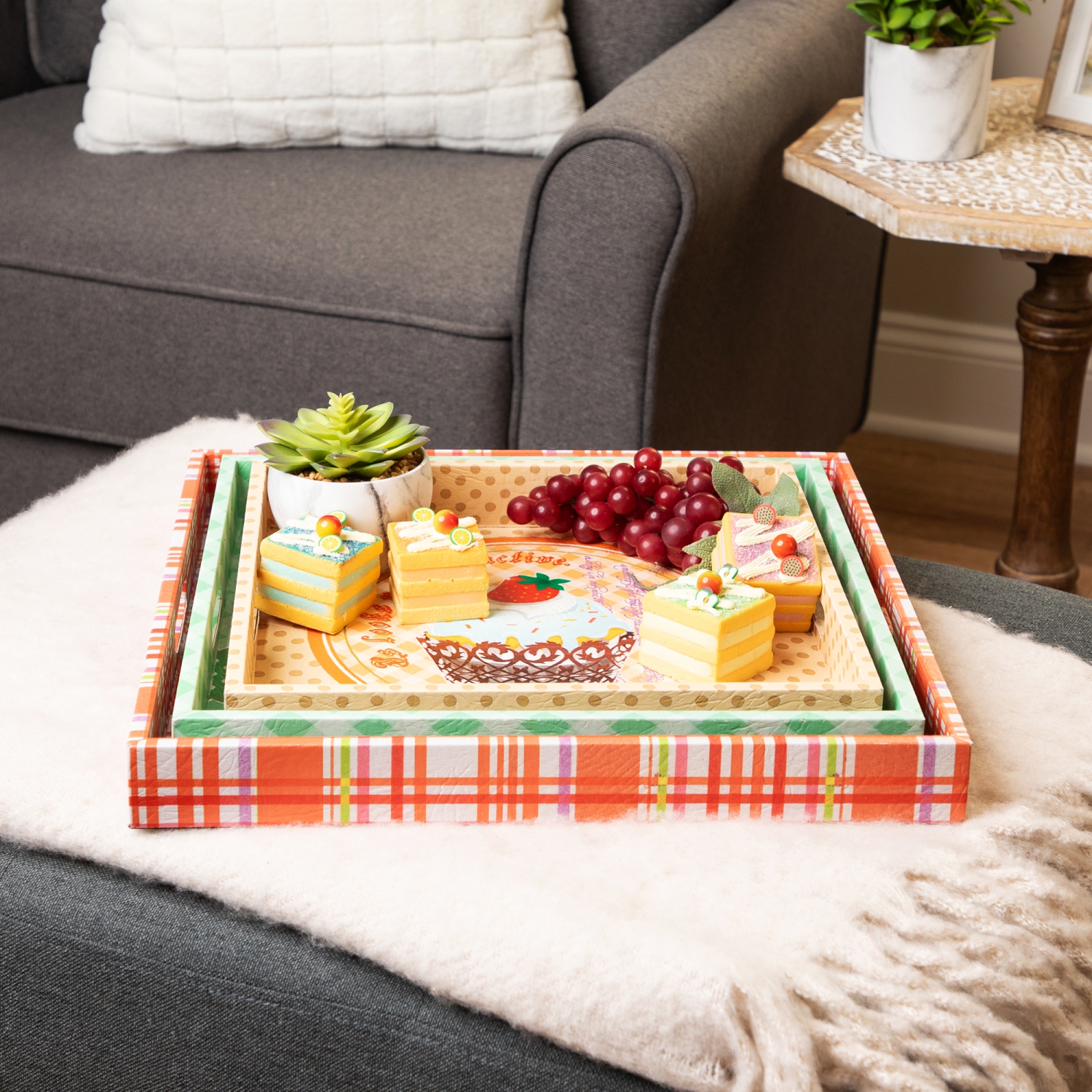 Ensemble de 3 plateaux de service carrés à petits gâteaux verts et bruns de 16 po