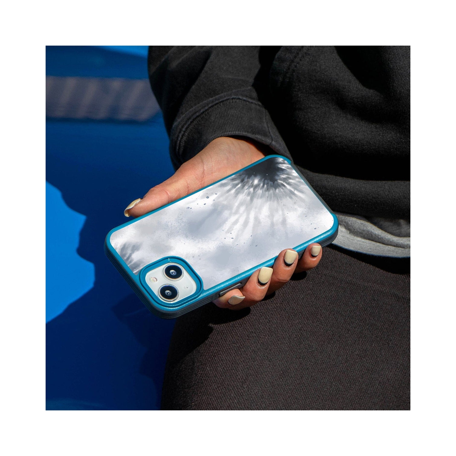 MagSafe iPhone 14 Blue Tie Dye Case