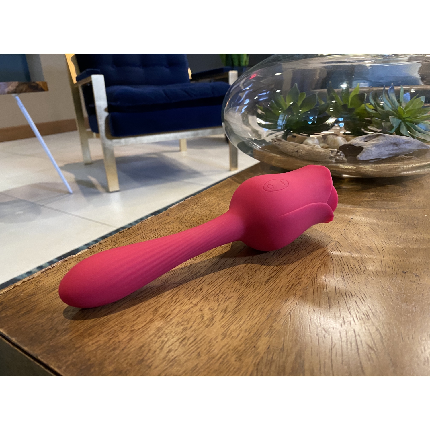 V For Vibes Best Rose Vibrator, Rose Dildo Penelope - Red