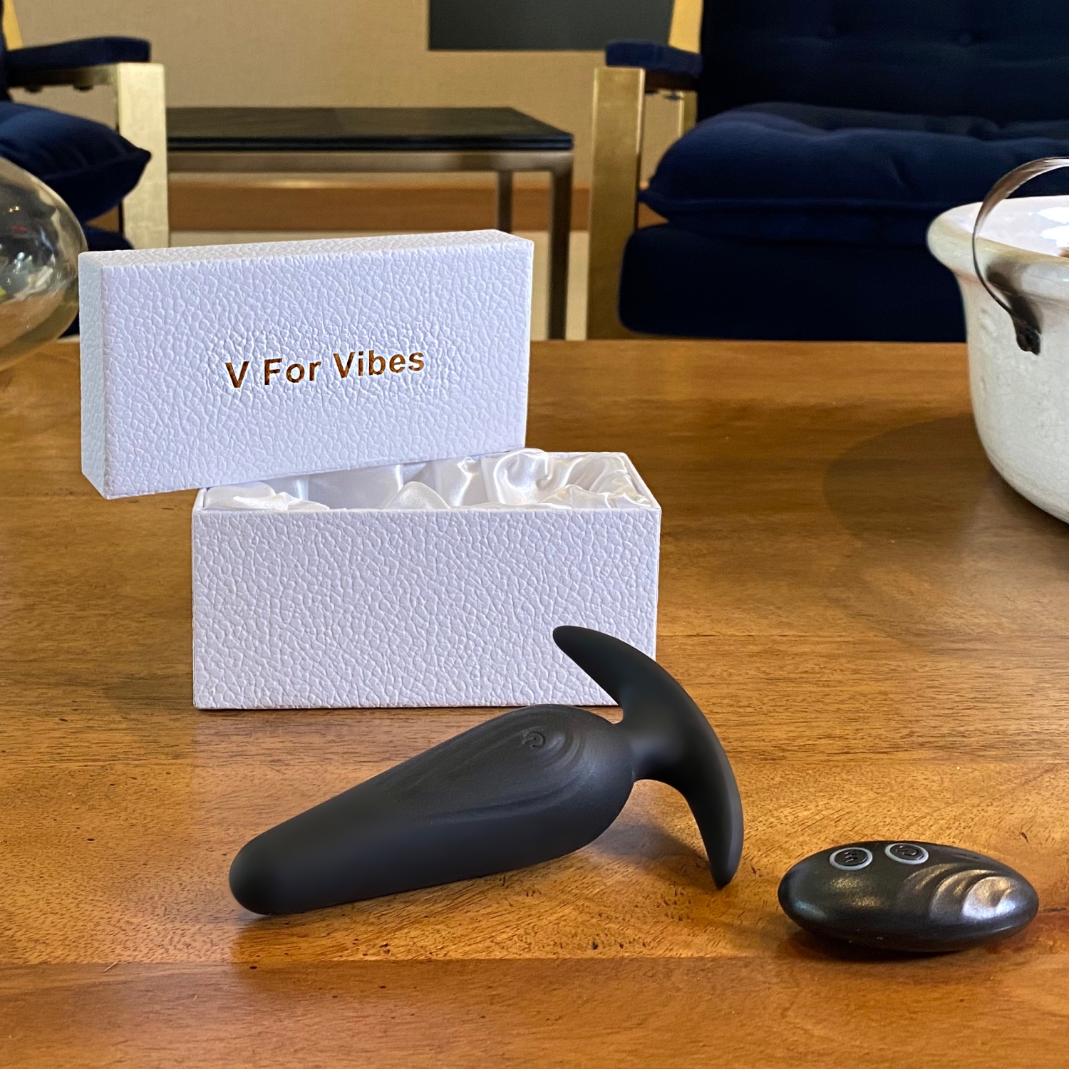 V For Vibes Remote Control Anal Plug, Vibrating Anal Toy Nyx - Black