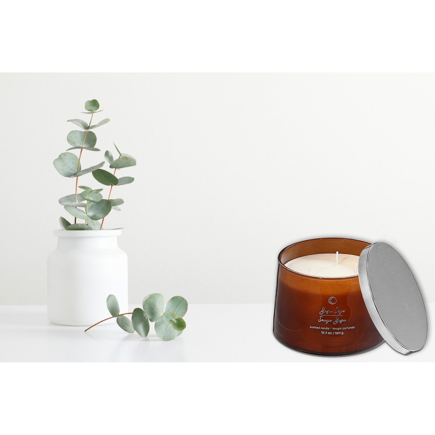 Bougie fine à 18Oz 3 mèches au fini très lustré de Maison concepts, sauge yuzu