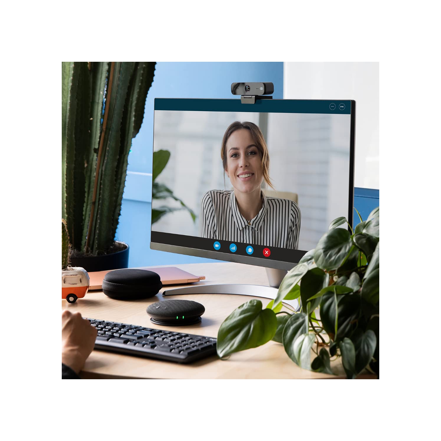 Giro Wireless HD Bluetooth 5.0 and USB Portable Speakerphone, 360 Degree omnidirectional Pickup, 12hr Talk time, cancelation, Intelligent Dynamic