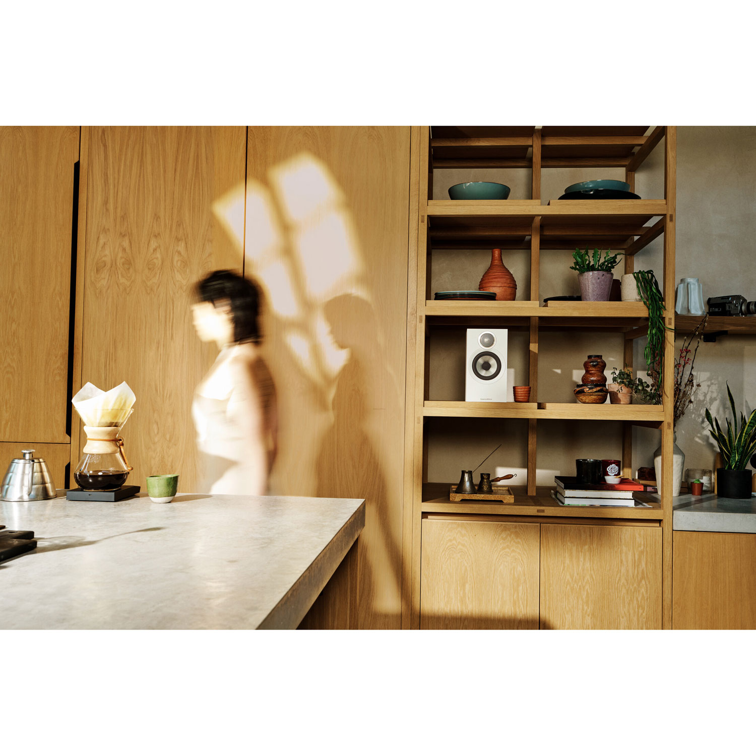 Bowers & Wilkins 607 S3 Bookshelf Speaker - Pair - White