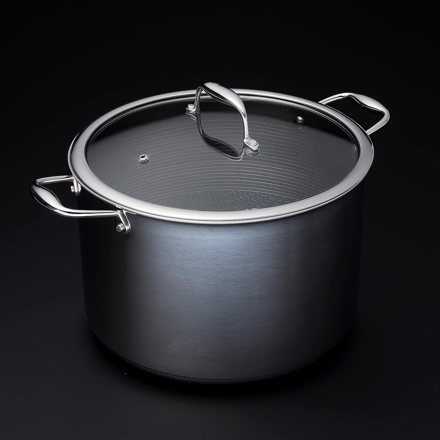 Casserole hybride antiadhésive de 10 pintes avec couvercle HexClad, va au lave-vaisselle et au four, compatible avec toutes les surfaces de cuisson