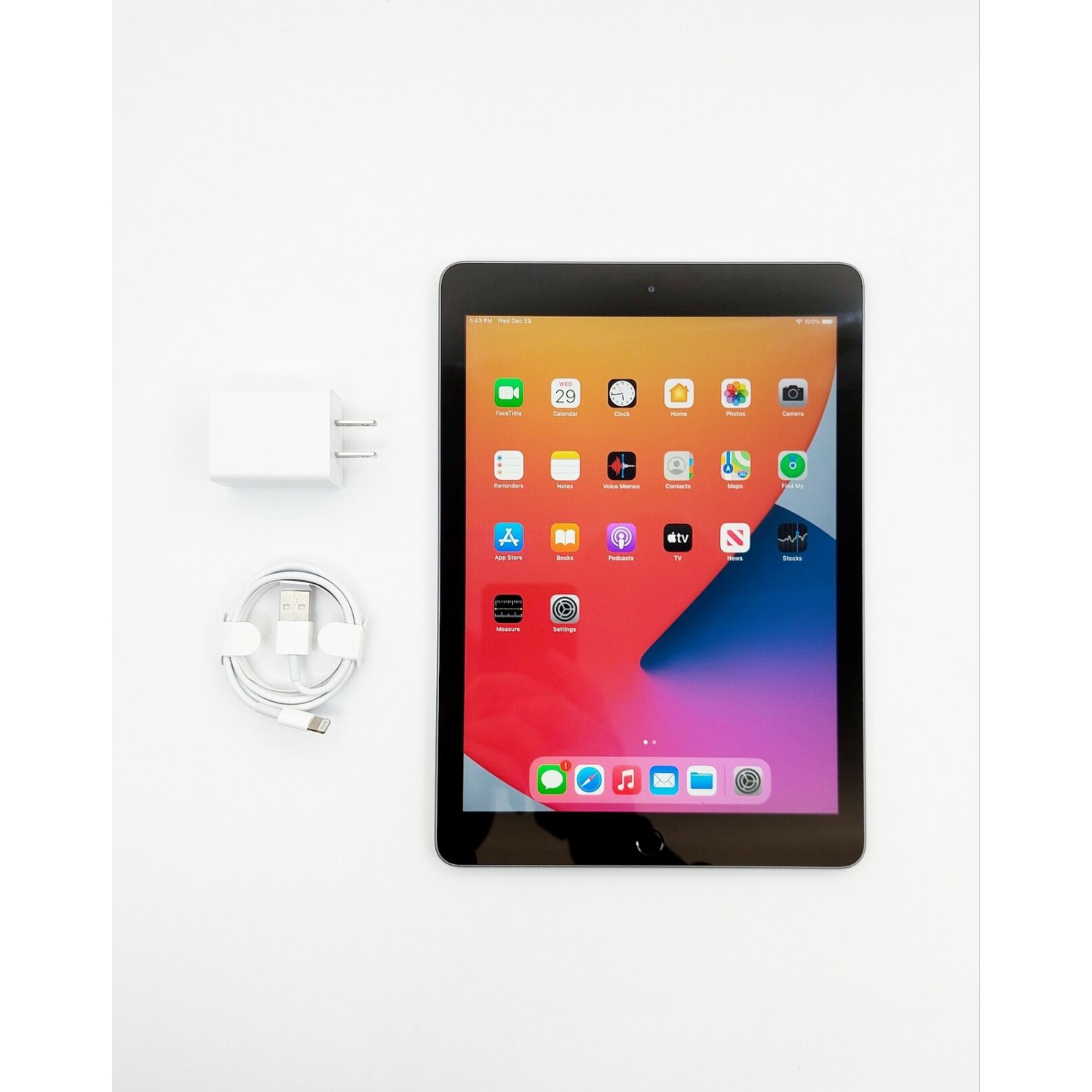 Apple iPad 6th génération A1893 Go 32 Go d'Remis à neuf (Très bon état) - Gris cosmique