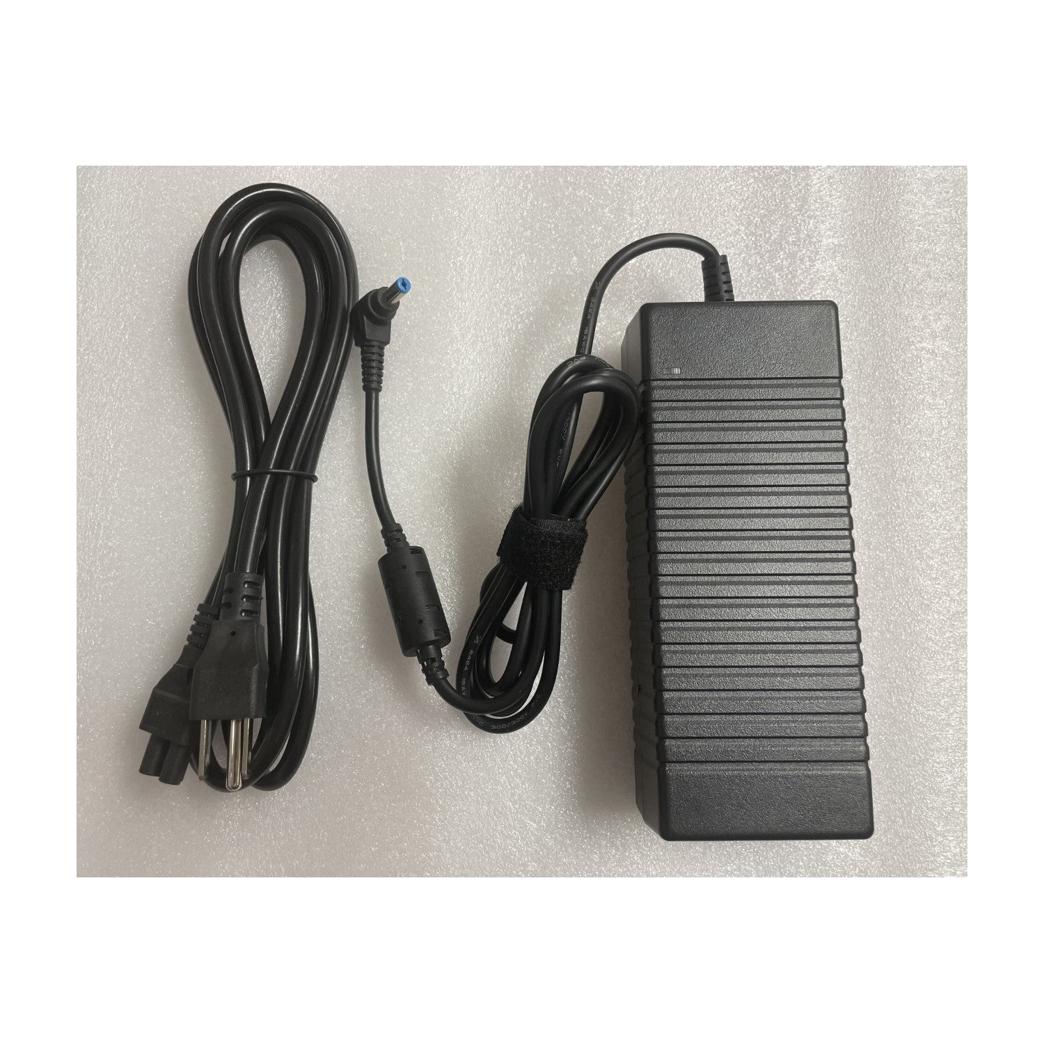 New Genuine Acer Nitro 5AN515-44-R078 AN515-44-R0DL AN515-44-R20Z AC Adapter Charger 135W